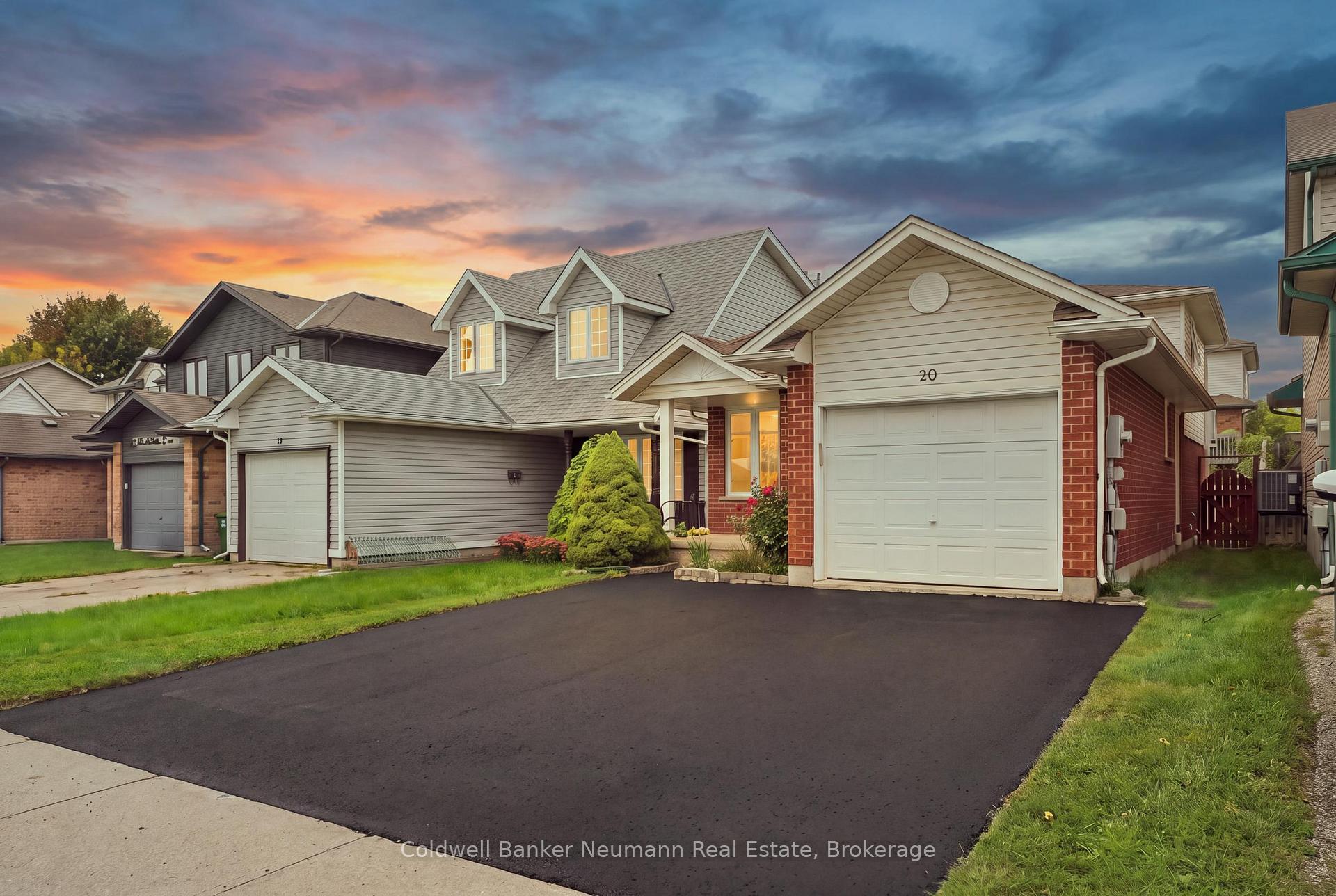 Photo 2 of 20 Trailbrook Lane, Guelph, Grange Road — HOMEH