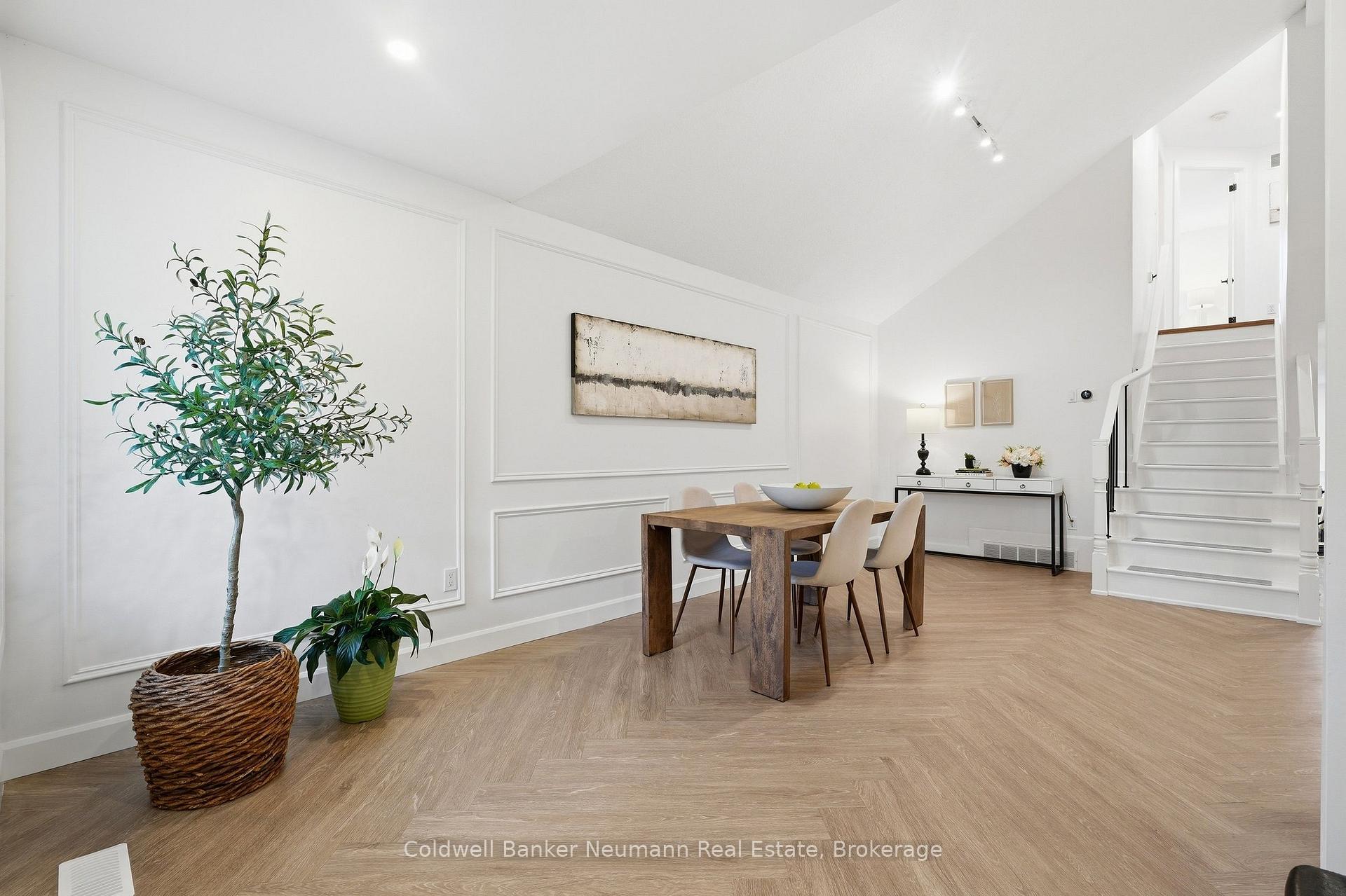 Photo 6 of 20 Trailbrook Lane, Guelph, Grange Road — HOMEH