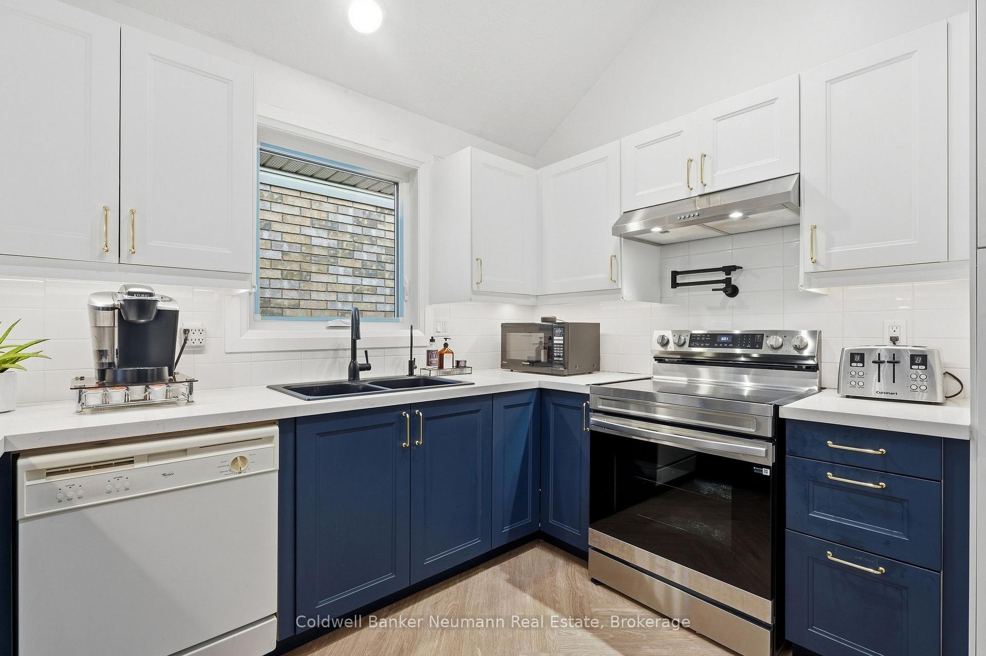 Photo 12 of 20 Trailbrook Lane, Guelph, Grange Road — HOMEH