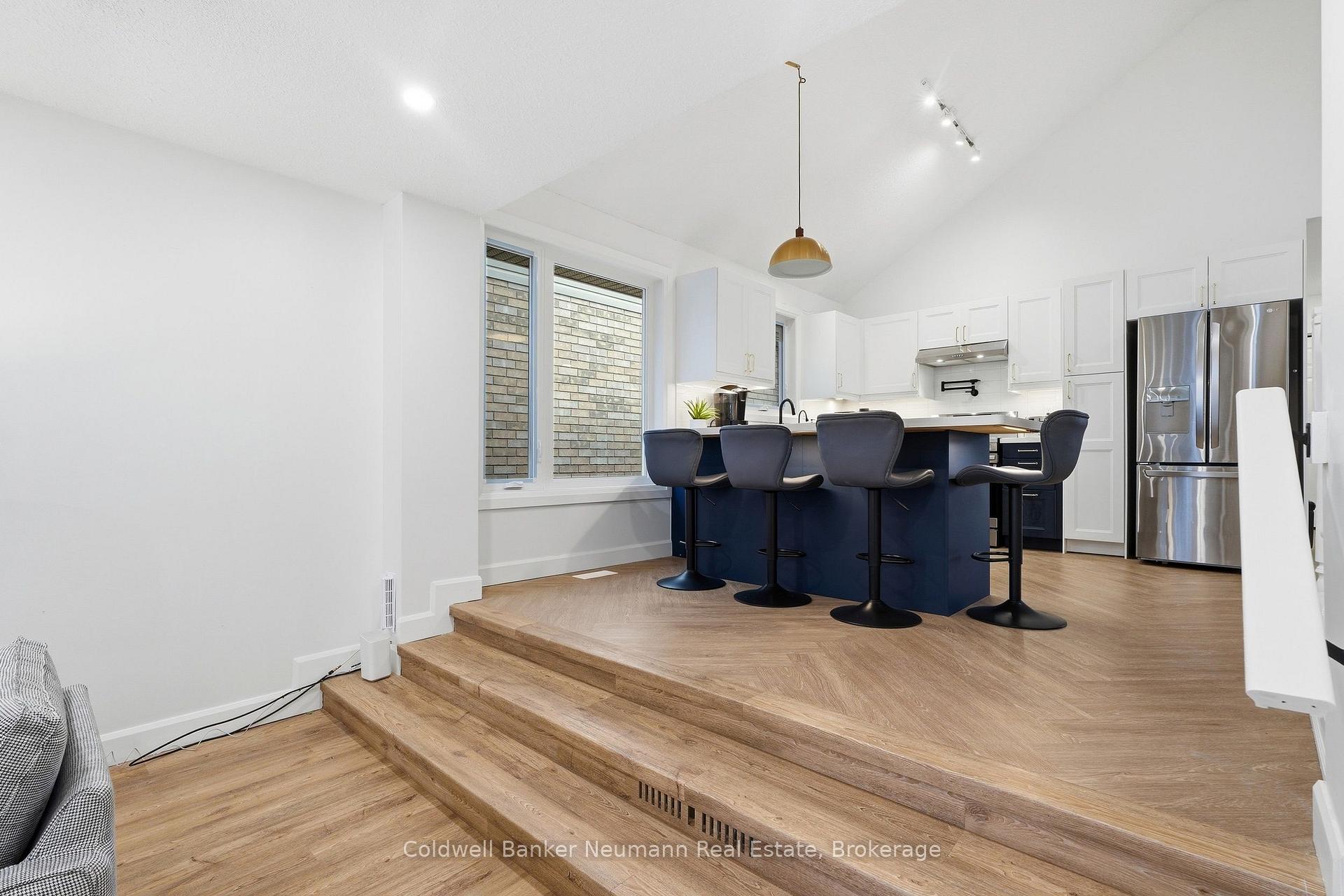 Photo 14 of 20 Trailbrook Lane, Guelph, Grange Road — HOMEH
