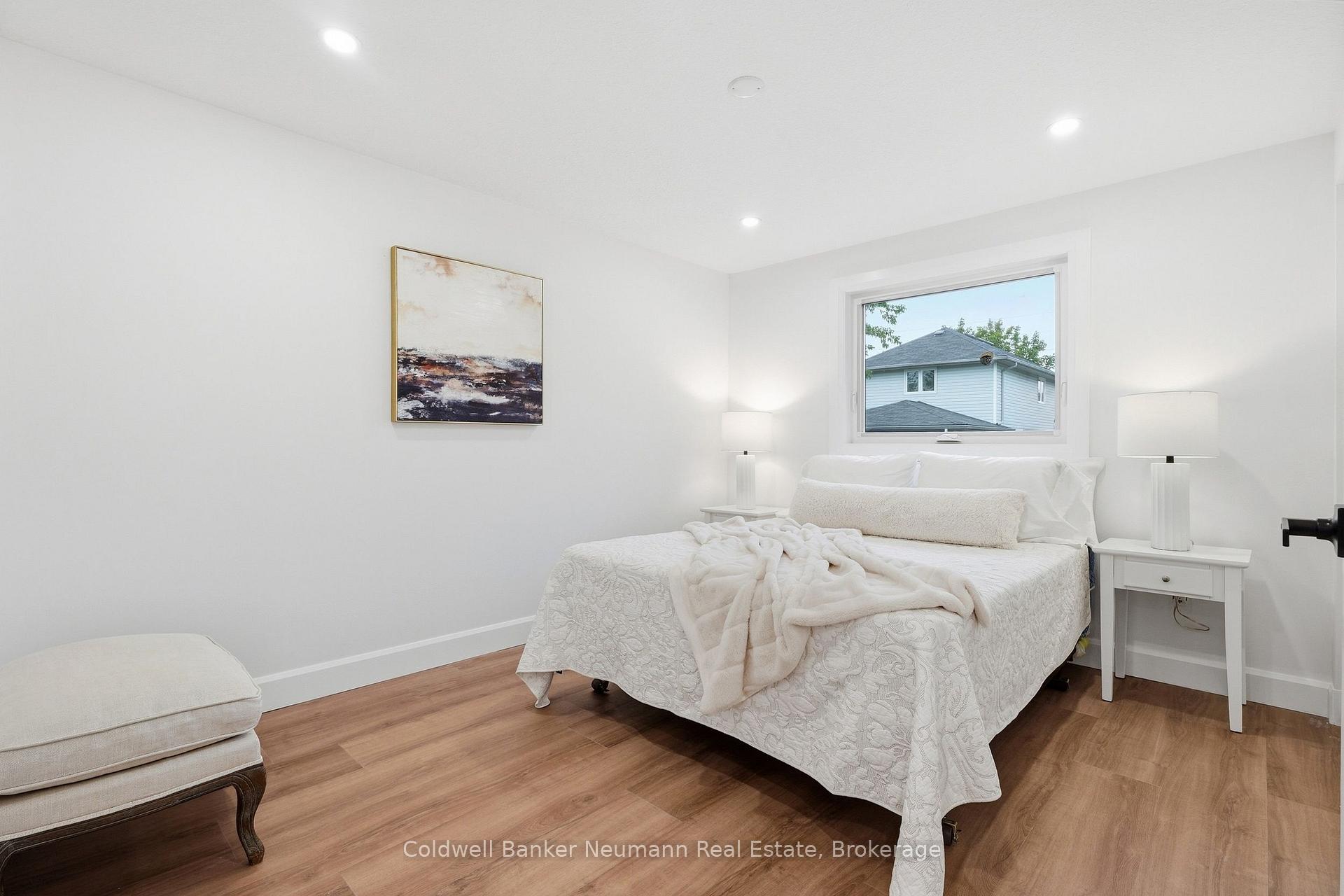 Photo 32 of 20 Trailbrook Lane, Guelph, Grange Road — HOMEH