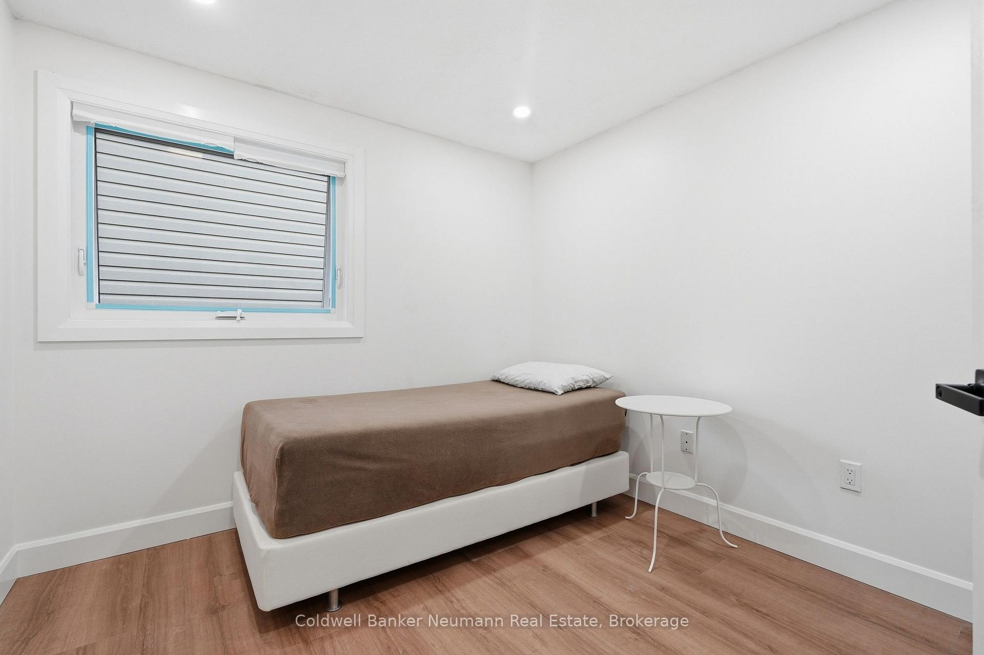 Photo 35 of 20 Trailbrook Lane, Guelph, Grange Road — HOMEH
