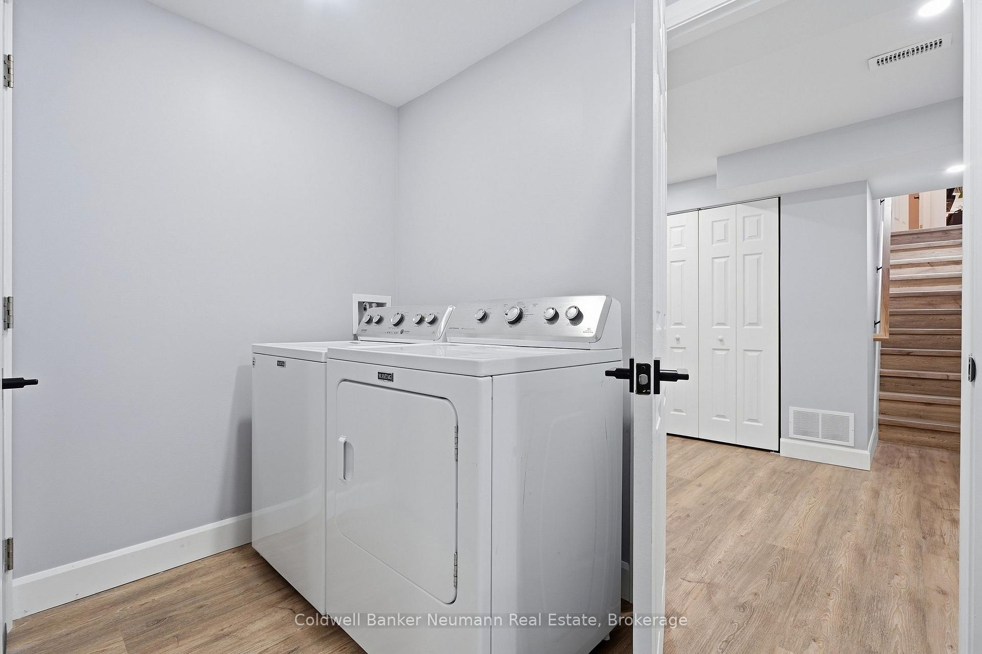 Photo 41 of 20 Trailbrook Lane, Guelph, Grange Road — HOMEH