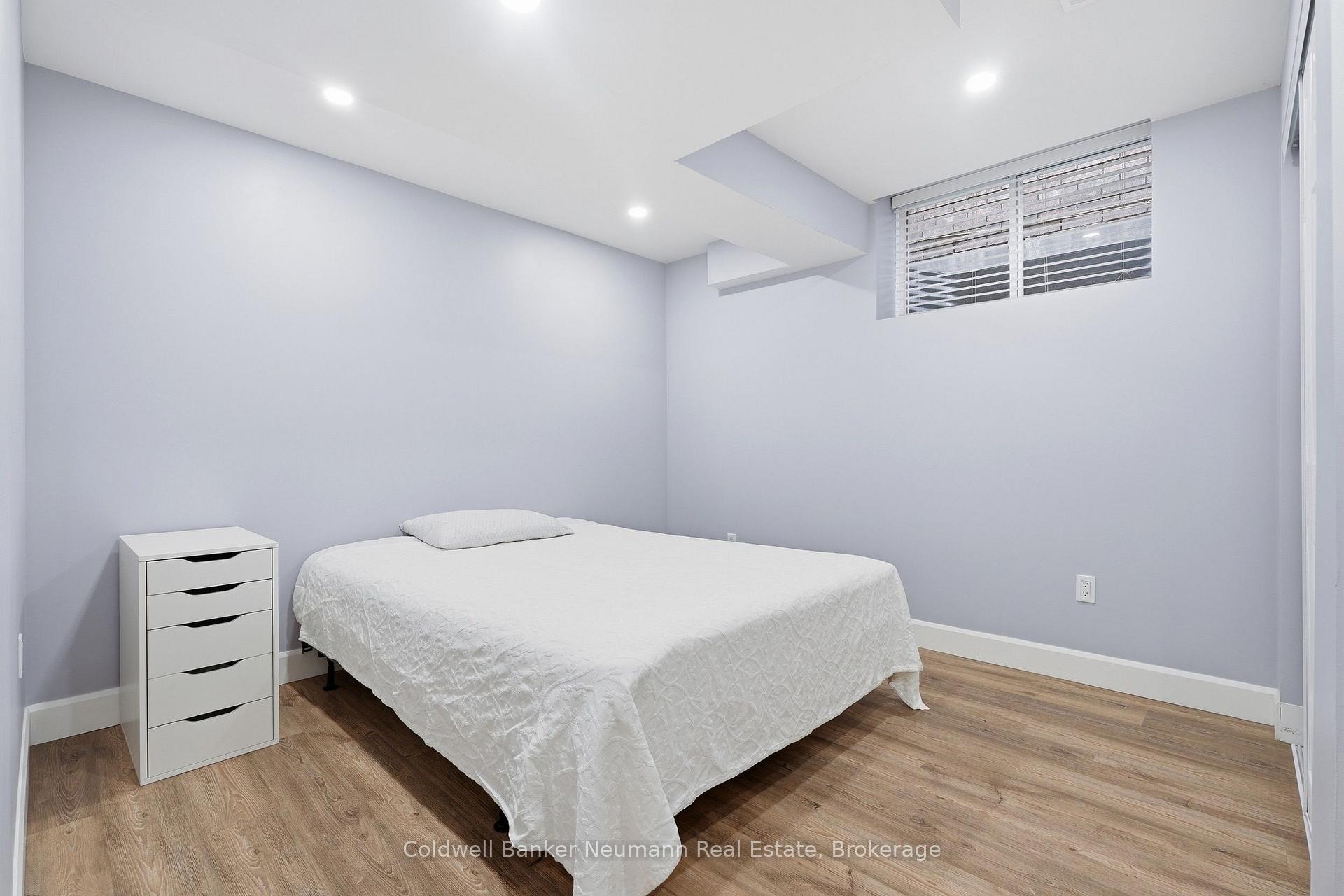 Photo 42 of 20 Trailbrook Lane, Guelph, Grange Road — HOMEH