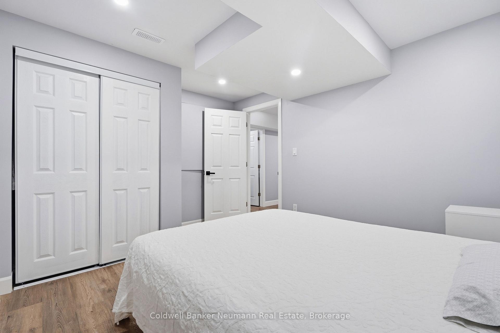 Photo 44 of 20 Trailbrook Lane, Guelph, Grange Road — HOMEH