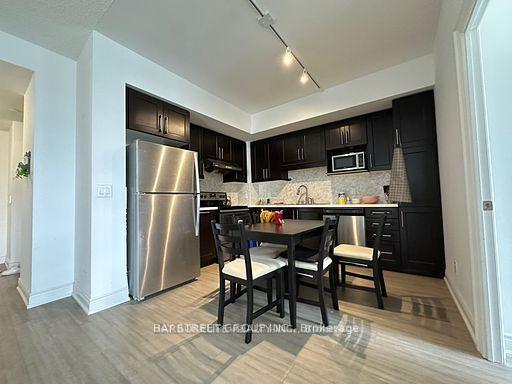 Photo 3 of Unit D805, 33 Clegg Road, Markham, Unionville — HOMEH
