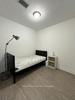 Photo 10 of Unit D805, 33 Clegg Road, Markham, Unionville — HOMEH
