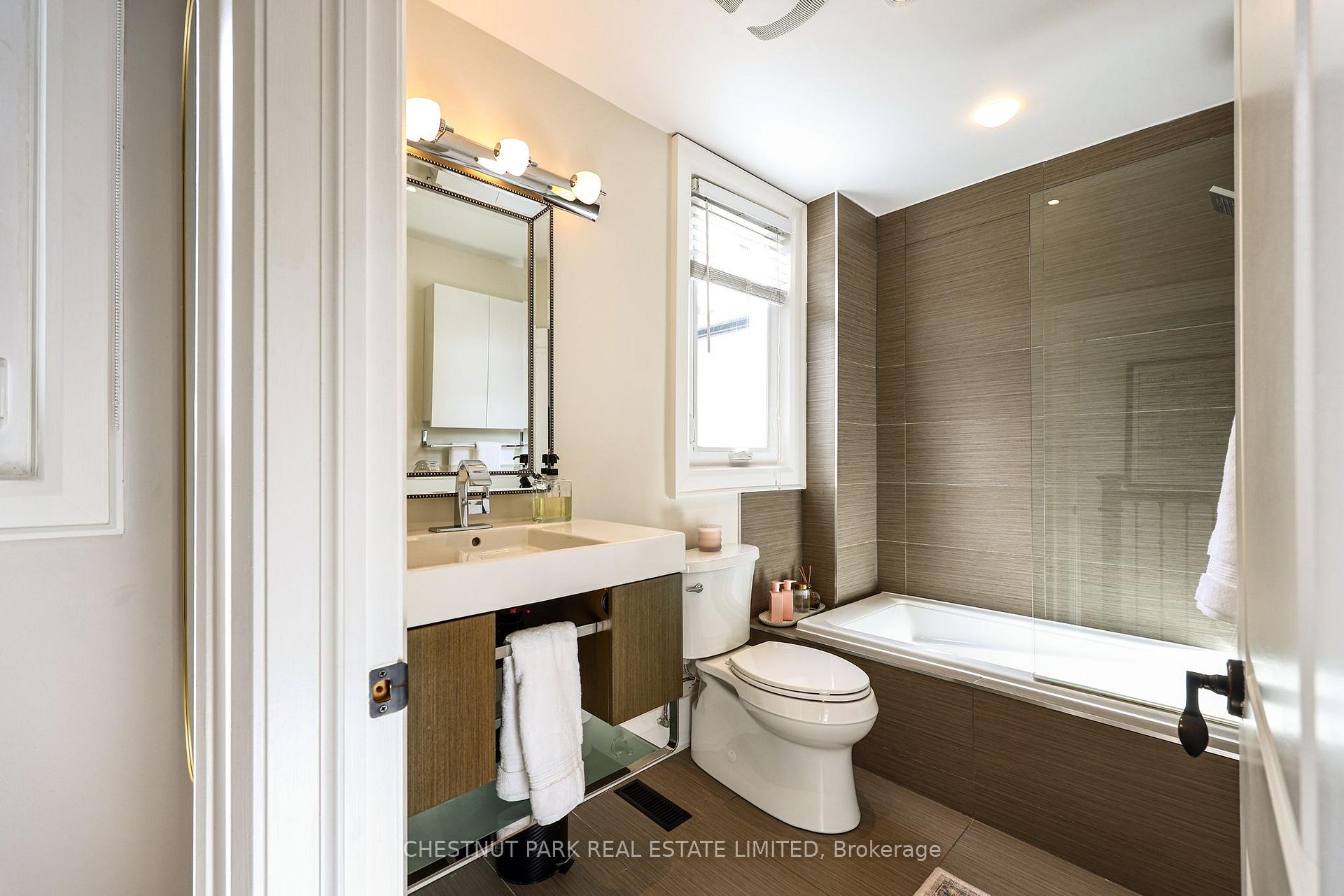 Photo 24 of 413 Hillsdale Avenue E, Toronto, Mount Pleasant East — HOMEH