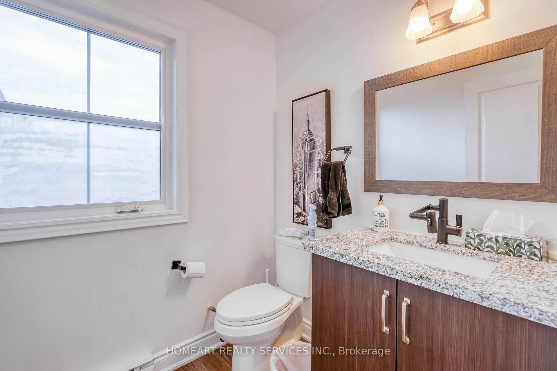 Photo 24 of Unit 209, 17 Baldwin Street, Whitby, Brooklin — HOMEH