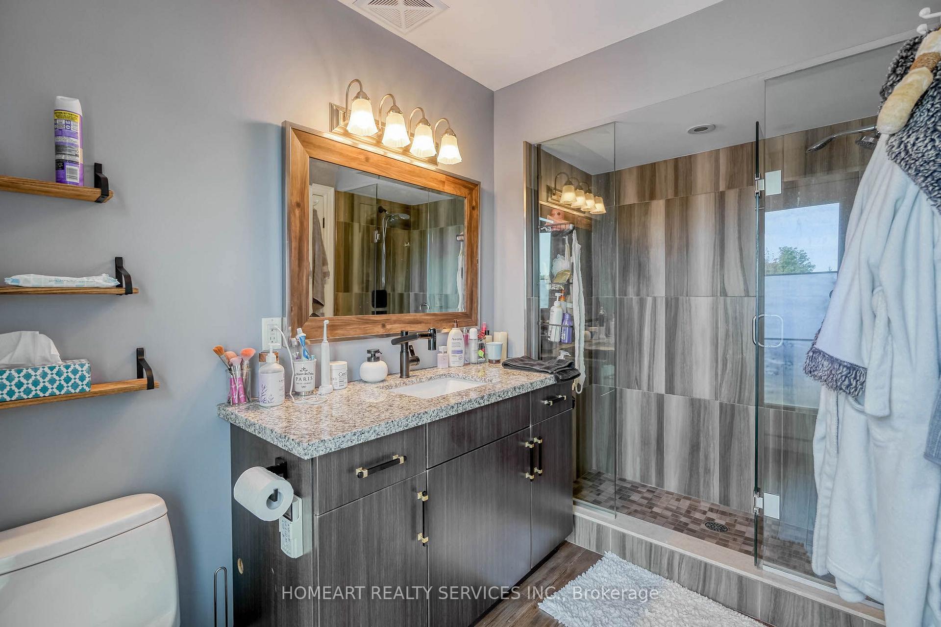 Photo 25 of Unit 209, 17 Baldwin Street, Whitby, Brooklin — HOMEH