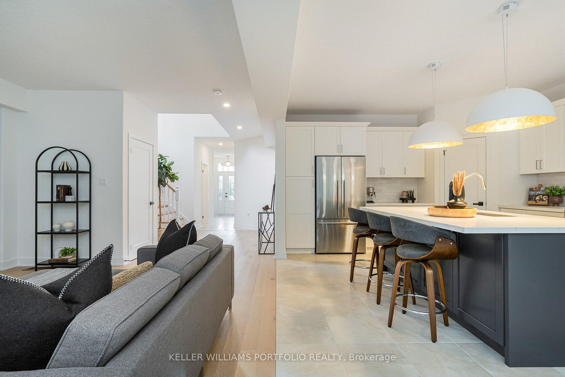 Photo 10 of 51 Maidens Crescent, Collingwood — HOMEH