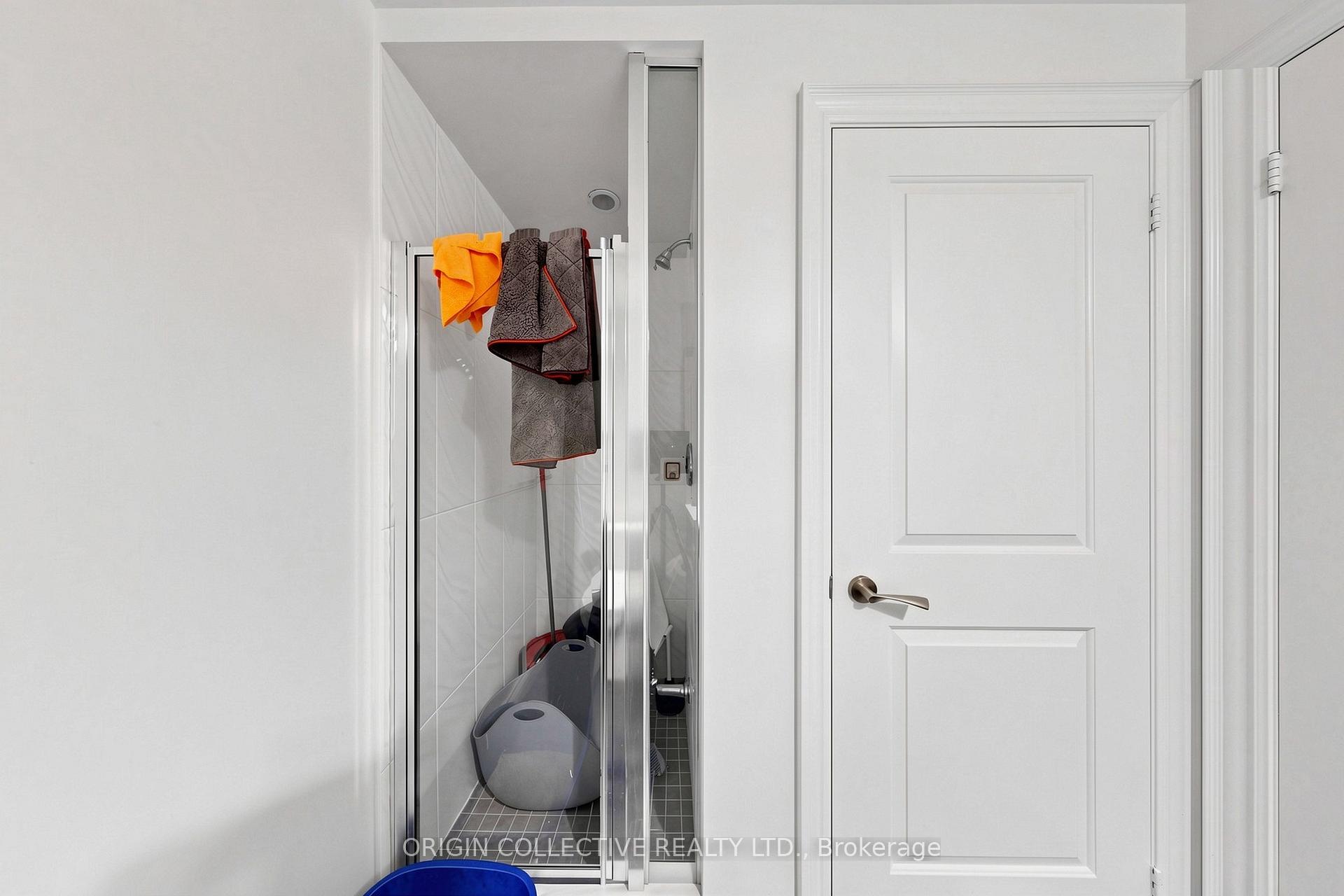 Photo 9 of Unit 901, 38 Cedarland Drive, Markham, Unionville — HOMEH