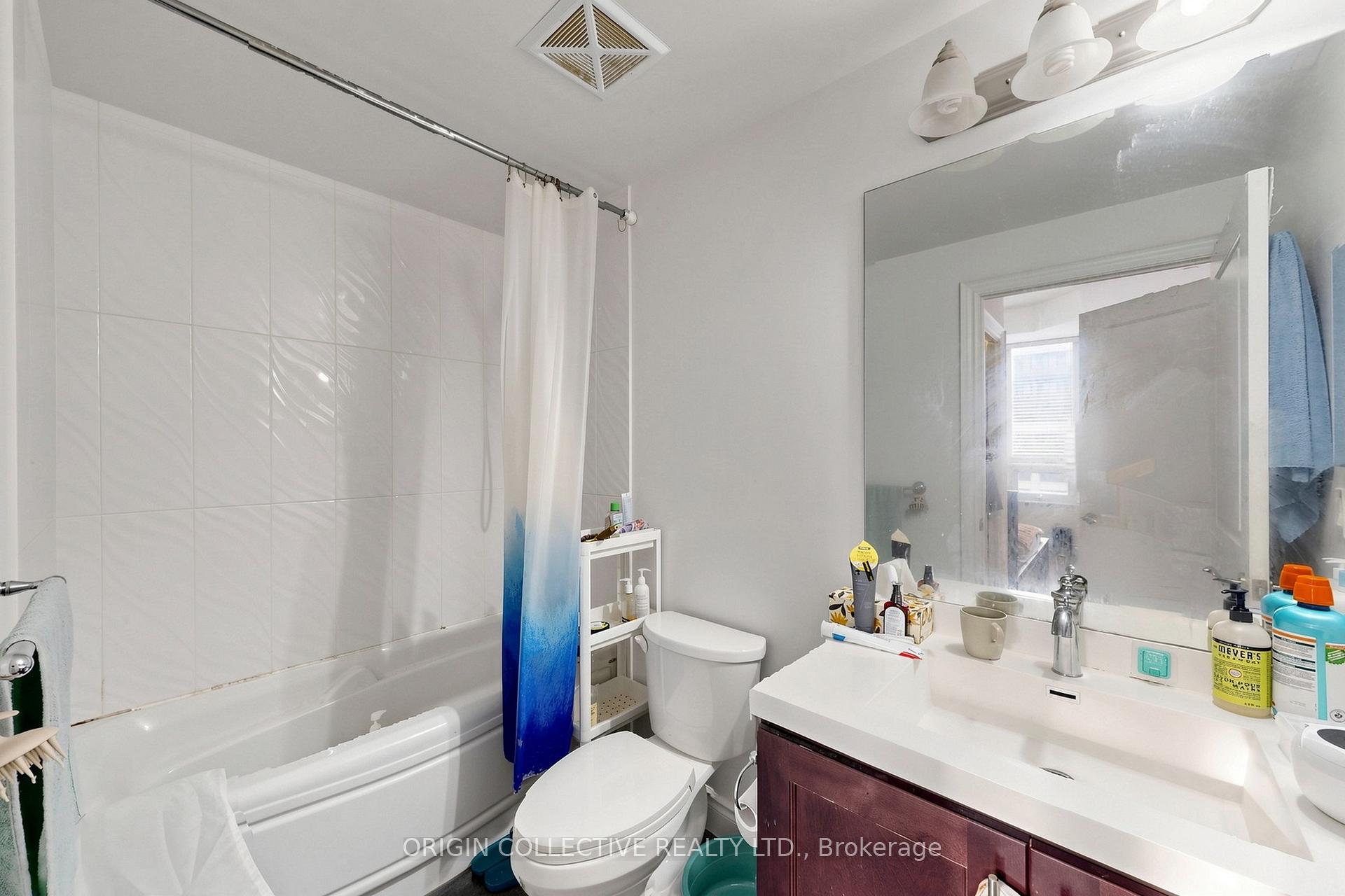 Photo 13 of Unit 901, 38 Cedarland Drive, Markham, Unionville — HOMEH