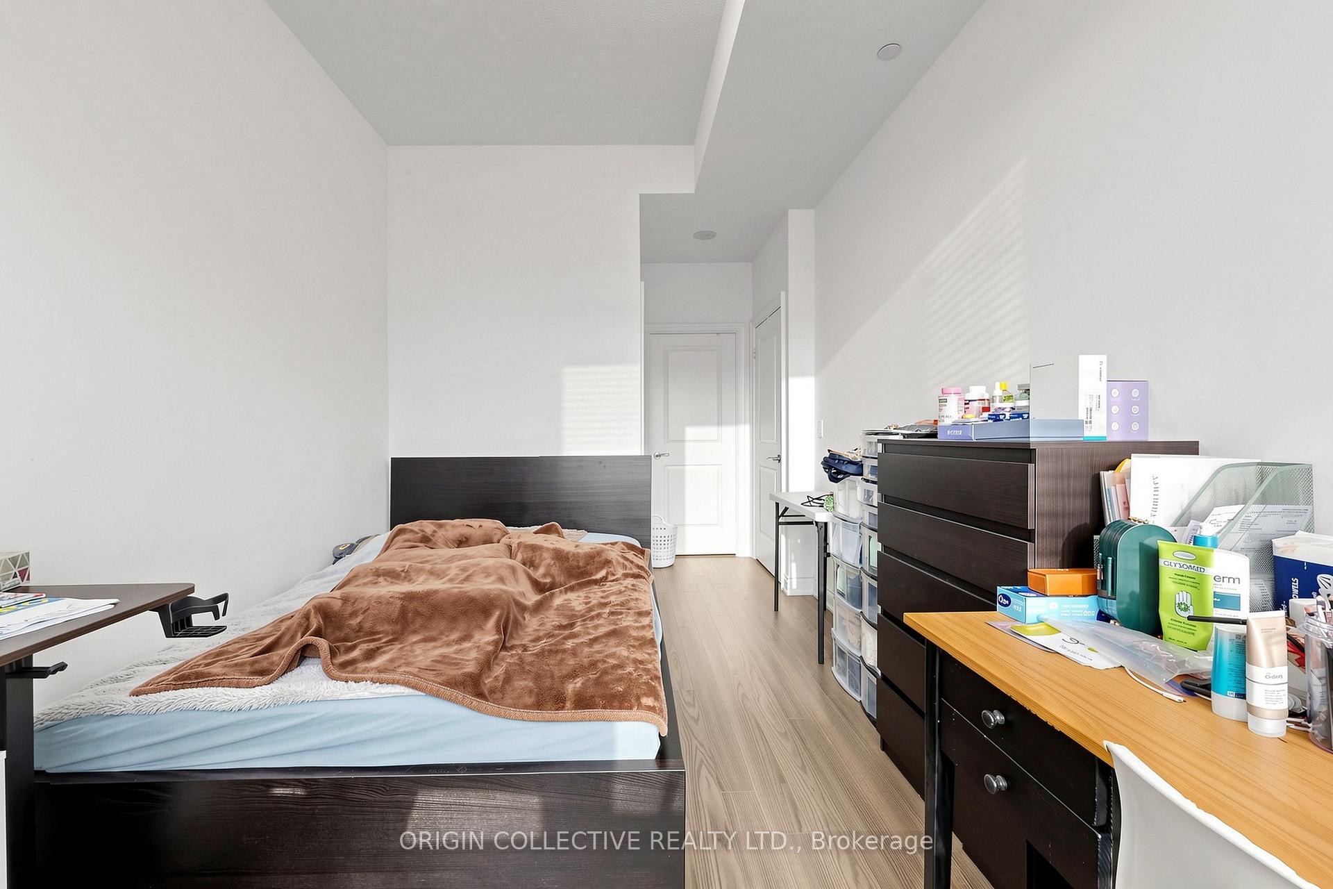 Photo 14 of Unit 901, 38 Cedarland Drive, Markham, Unionville — HOMEH