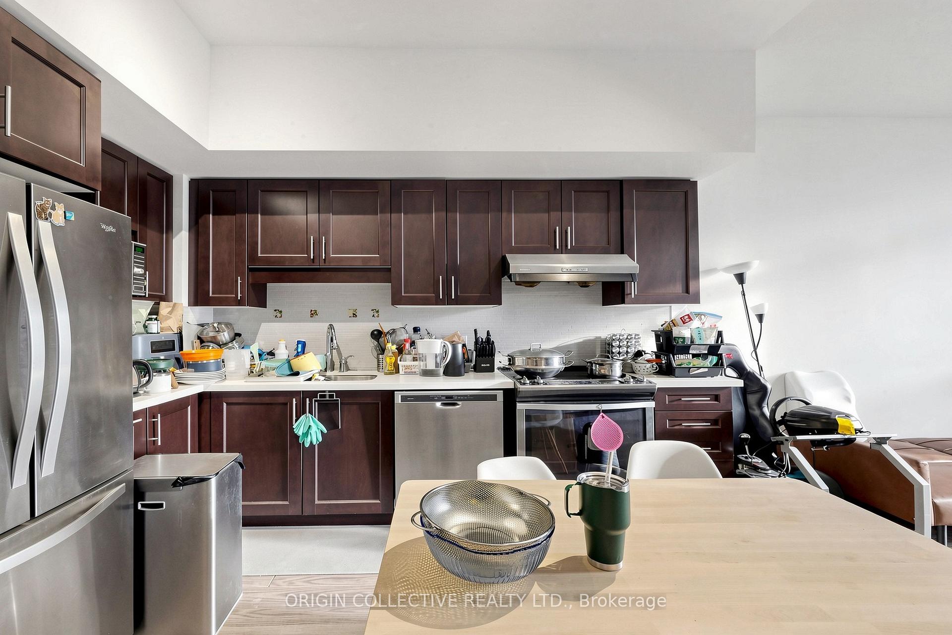 Photo 18 of Unit 901, 38 Cedarland Drive, Markham, Unionville — HOMEH