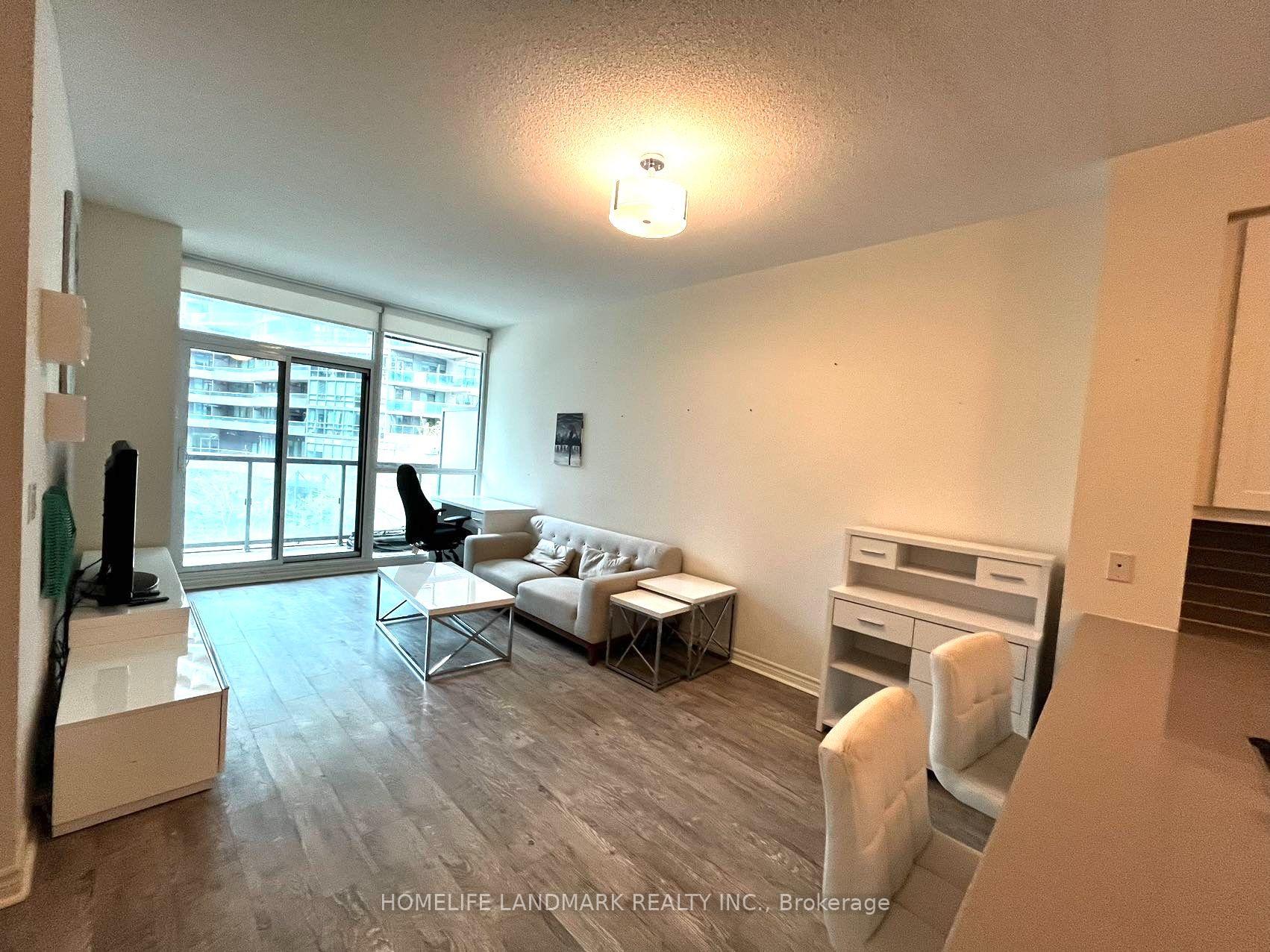 Photo 9 of Unit 323, 25 Lower Simcoe Street, Toronto, Waterfront Communities — HOMEH
