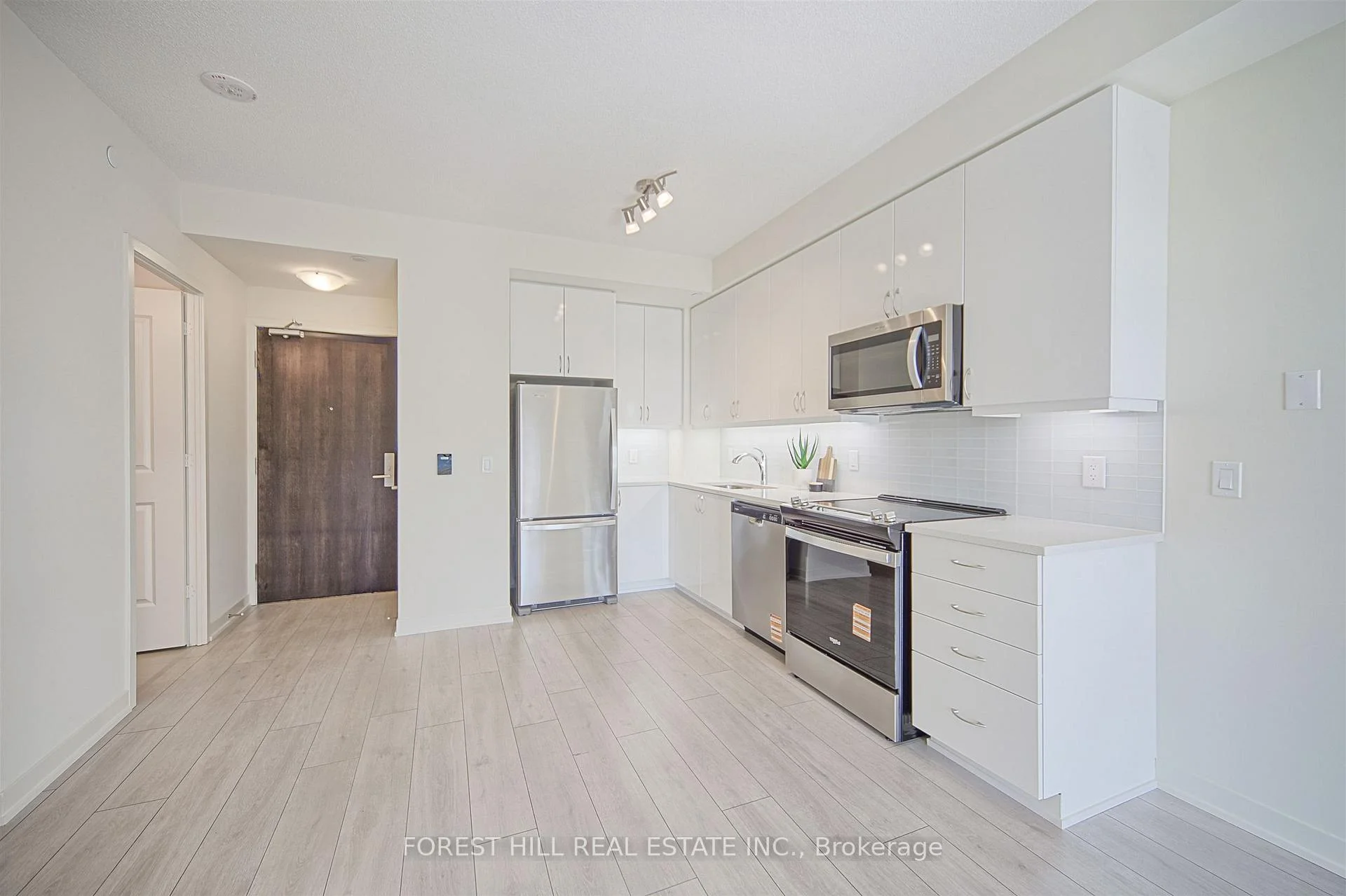 Photo 17 of Unit 2009, 38 Annie Craig Drive, Etobicoke, Mimico — HOMEH