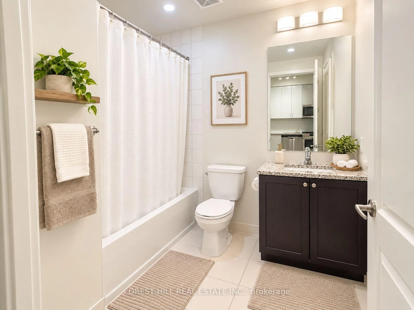 Photo 19 of Unit 2009, 38 Annie Craig Drive, Etobicoke, Mimico — HOMEH