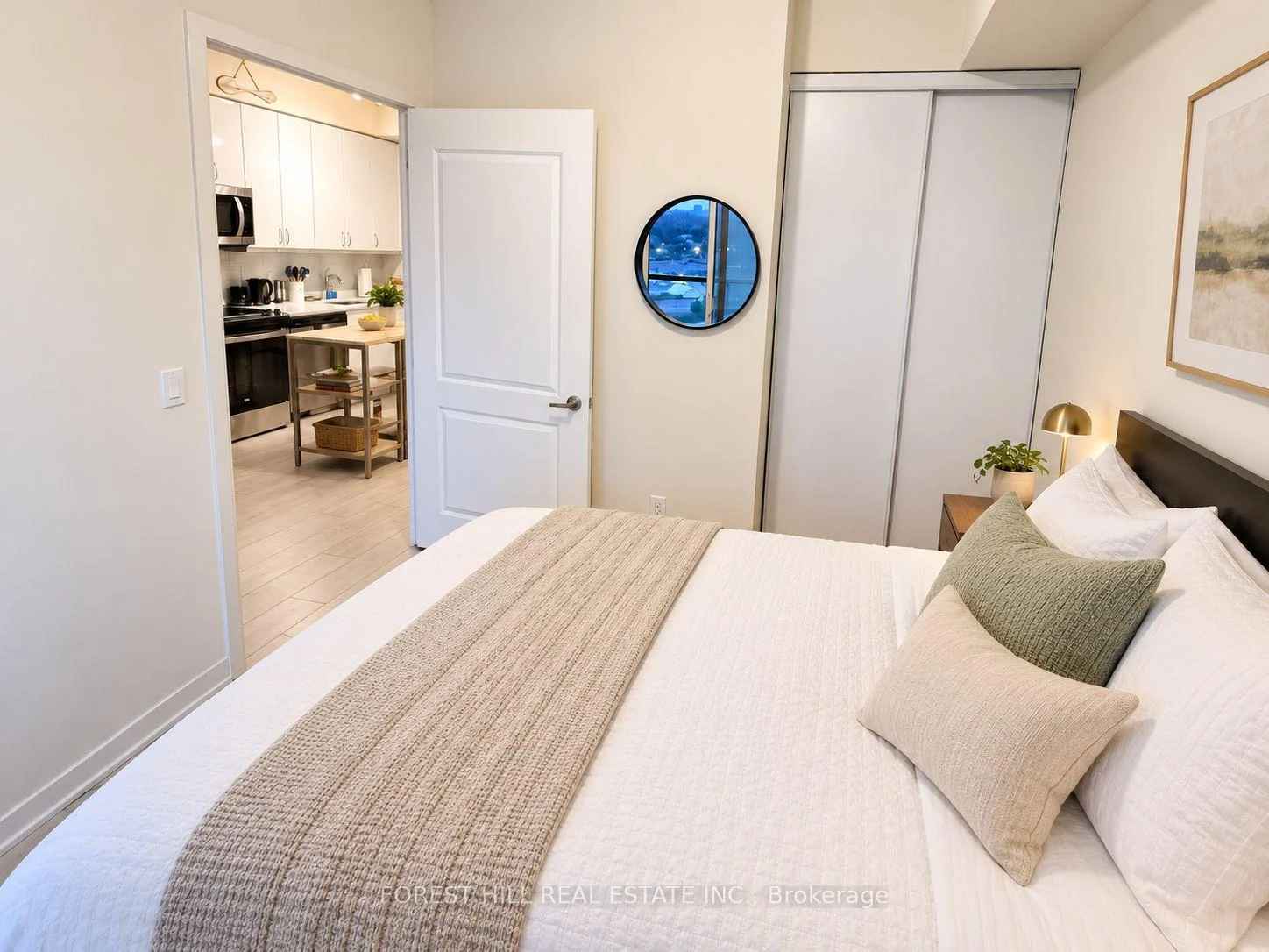 Photo 24 of Unit 2009, 38 Annie Craig Drive, Etobicoke, Mimico — HOMEH