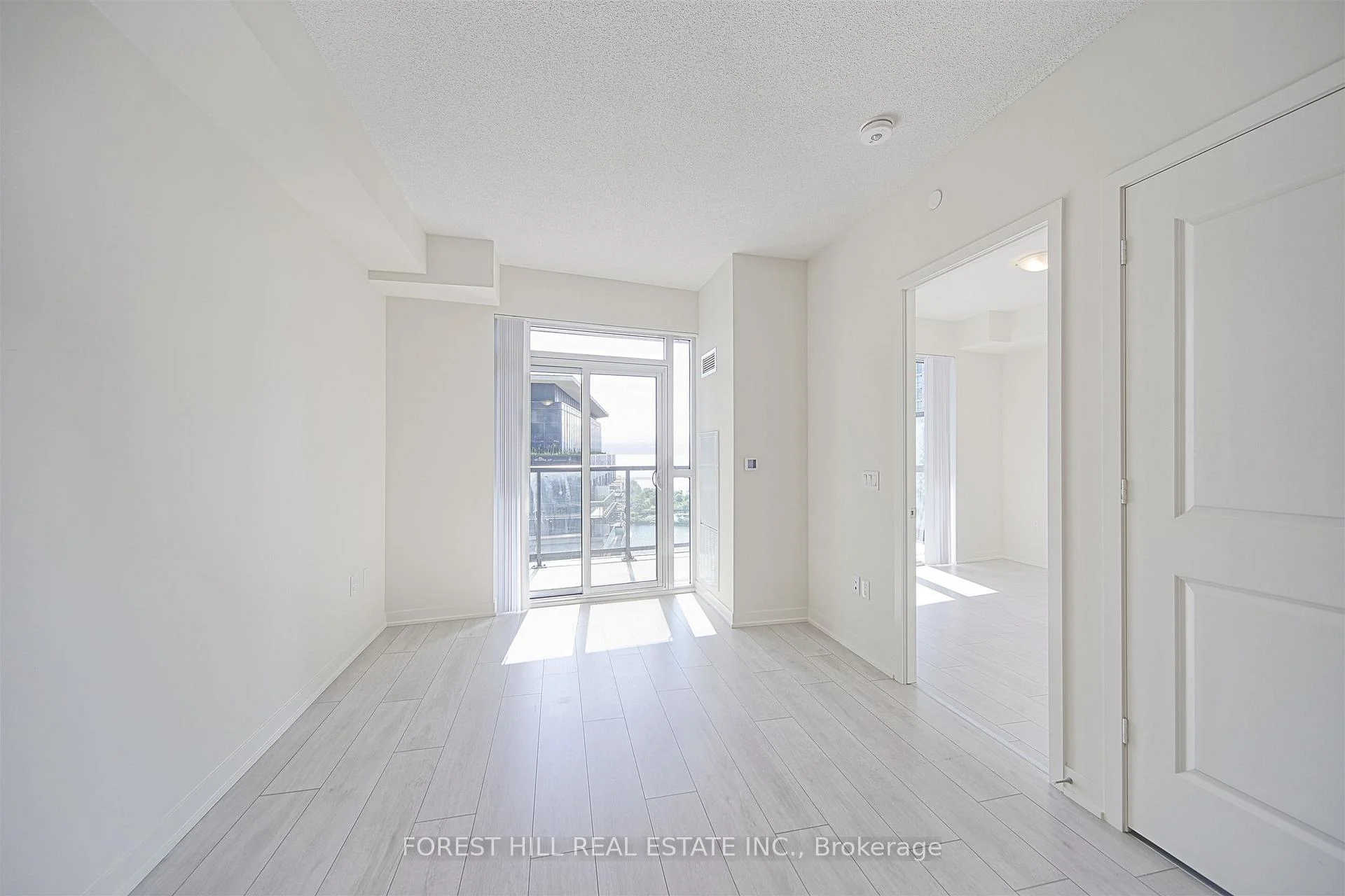 Photo 30 of Unit 2009, 38 Annie Craig Drive, Etobicoke, Mimico — HOMEH
