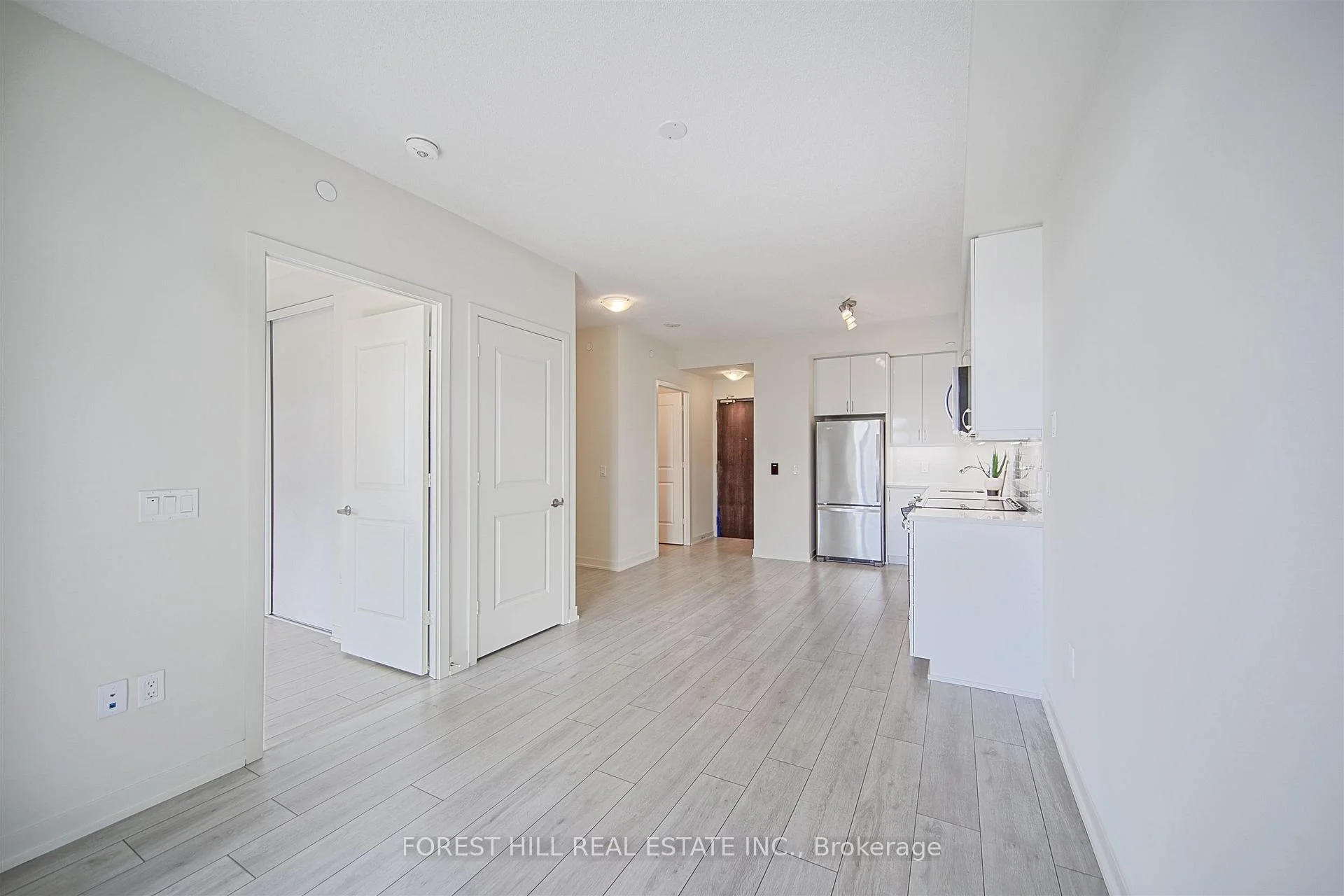 Photo 31 of Unit 2009, 38 Annie Craig Drive, Etobicoke, Mimico — HOMEH