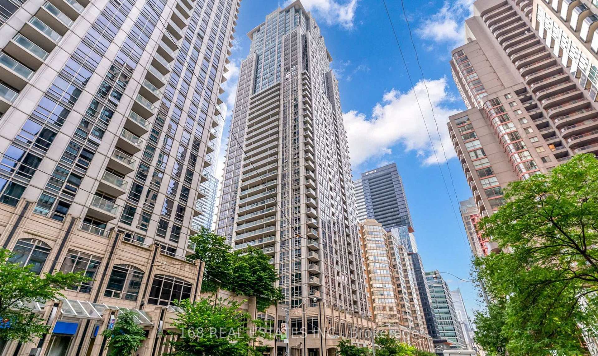 Front of Unit 2809, 761 Bay Street