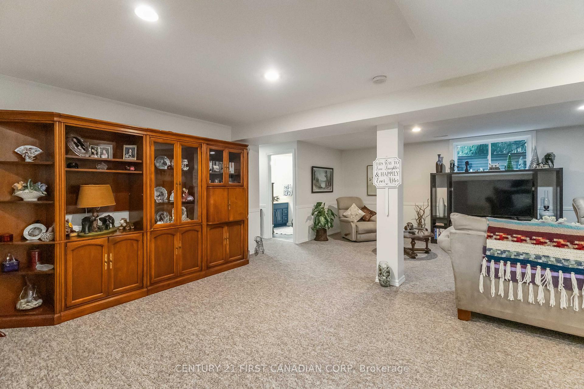 Photo 24 of Unit 4, 140 McGarrell Drive, London, North R — HOMEH
