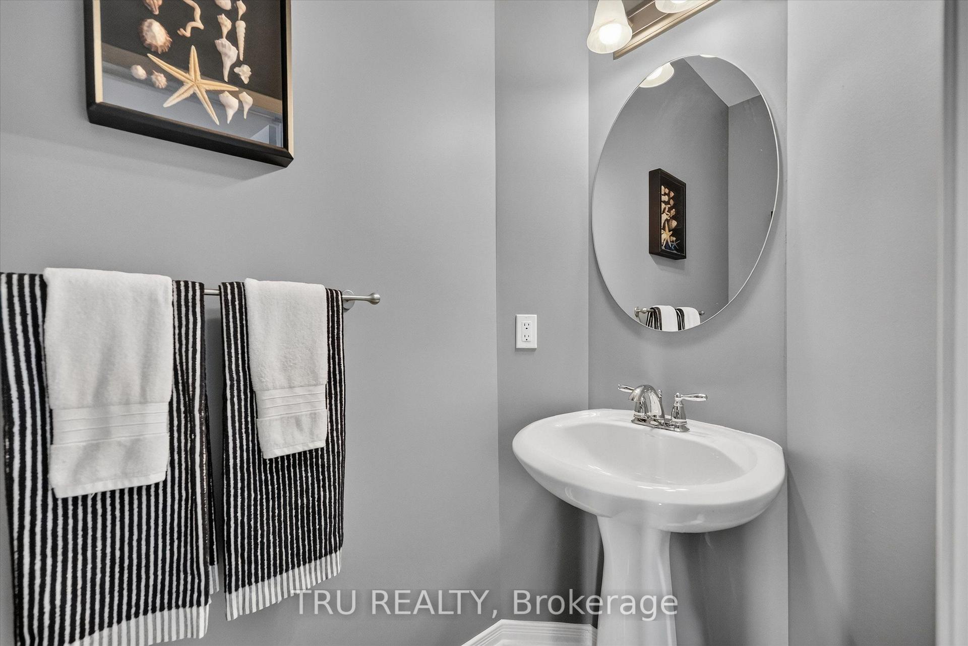 Photo 14 of 325 Upcountry Drive E, Ottawa, Stittsville (South) — HOMEH