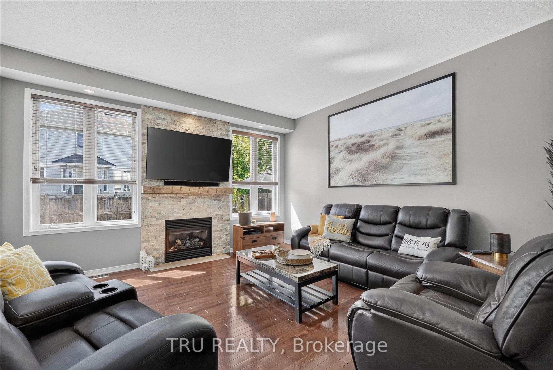 Photo 15 of 325 Upcountry Drive E, Ottawa, Stittsville (South) — HOMEH
