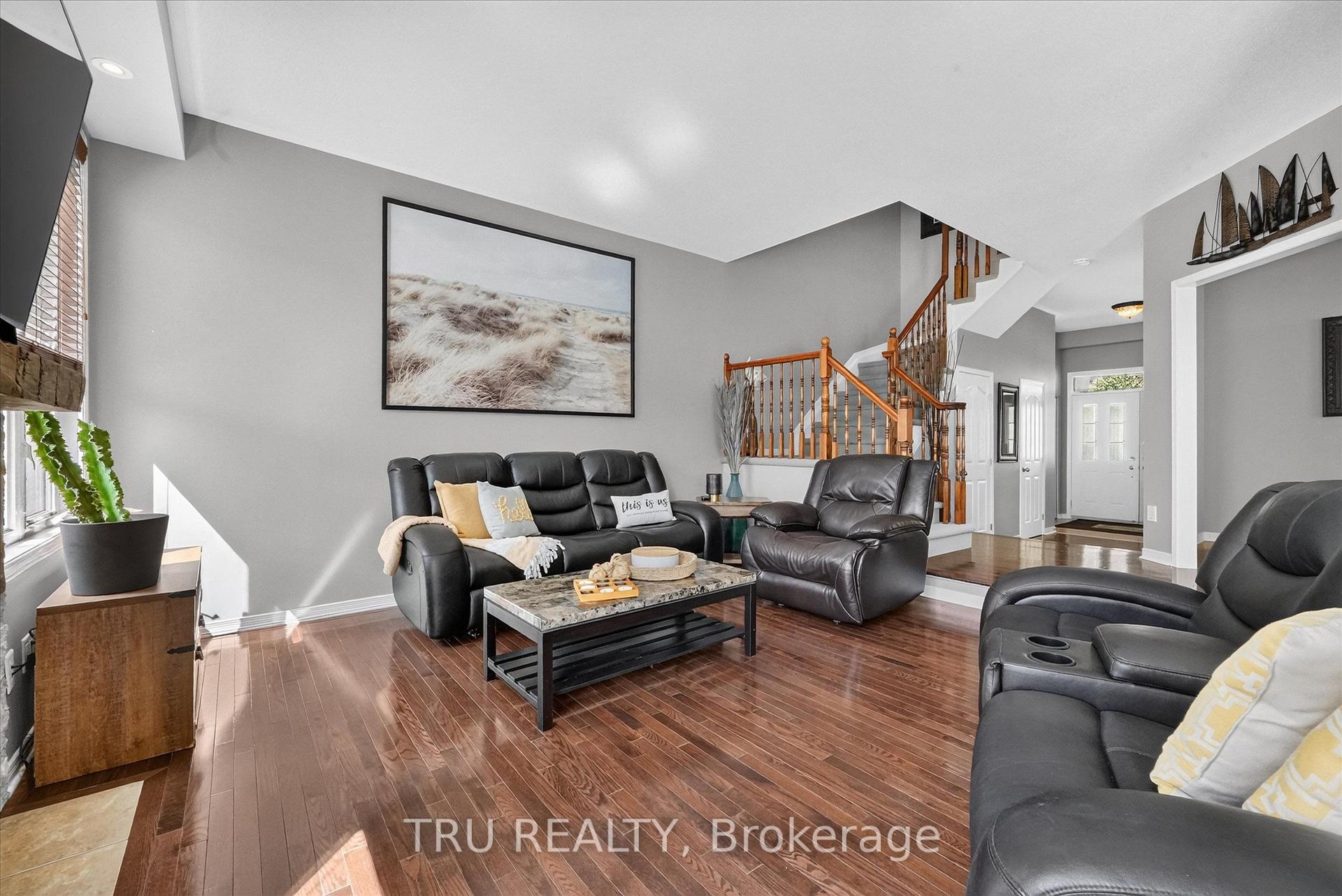 Photo 16 of 325 Upcountry Drive E, Ottawa, Stittsville (South) — HOMEH