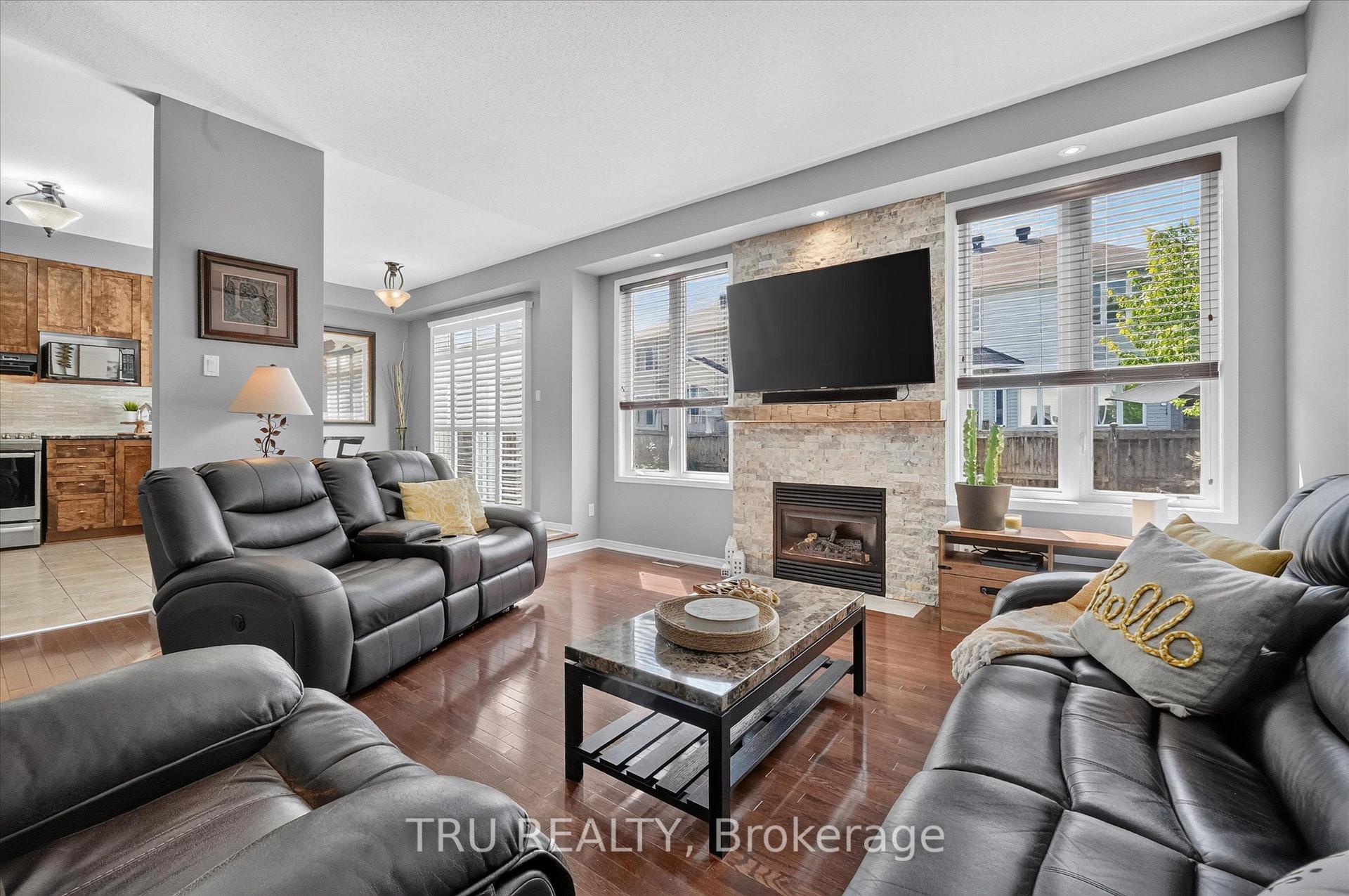 Photo 17 of 325 Upcountry Drive E, Ottawa, Stittsville (South) — HOMEH