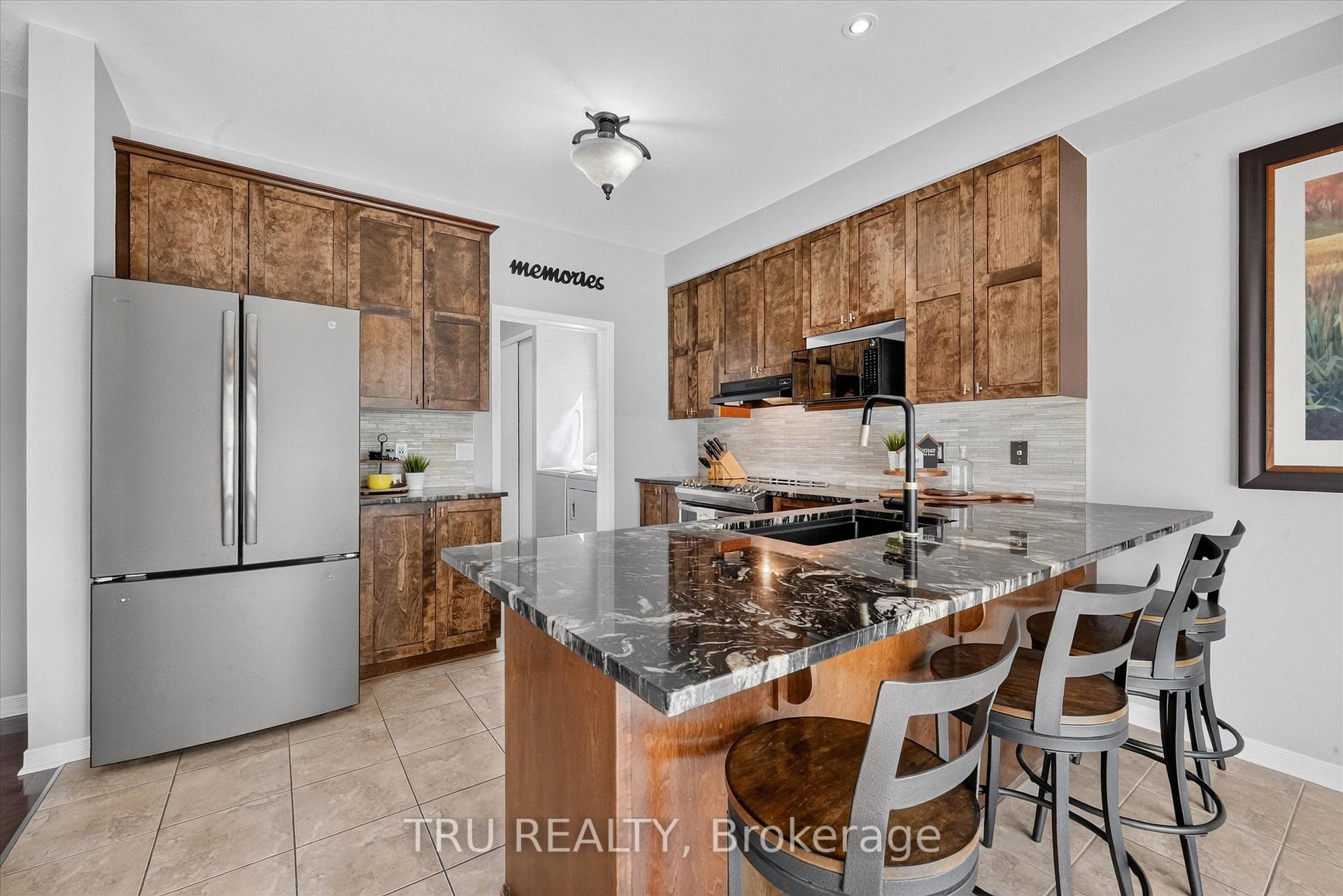 Photo 22 of 325 Upcountry Drive E, Ottawa, Stittsville (South) — HOMEH