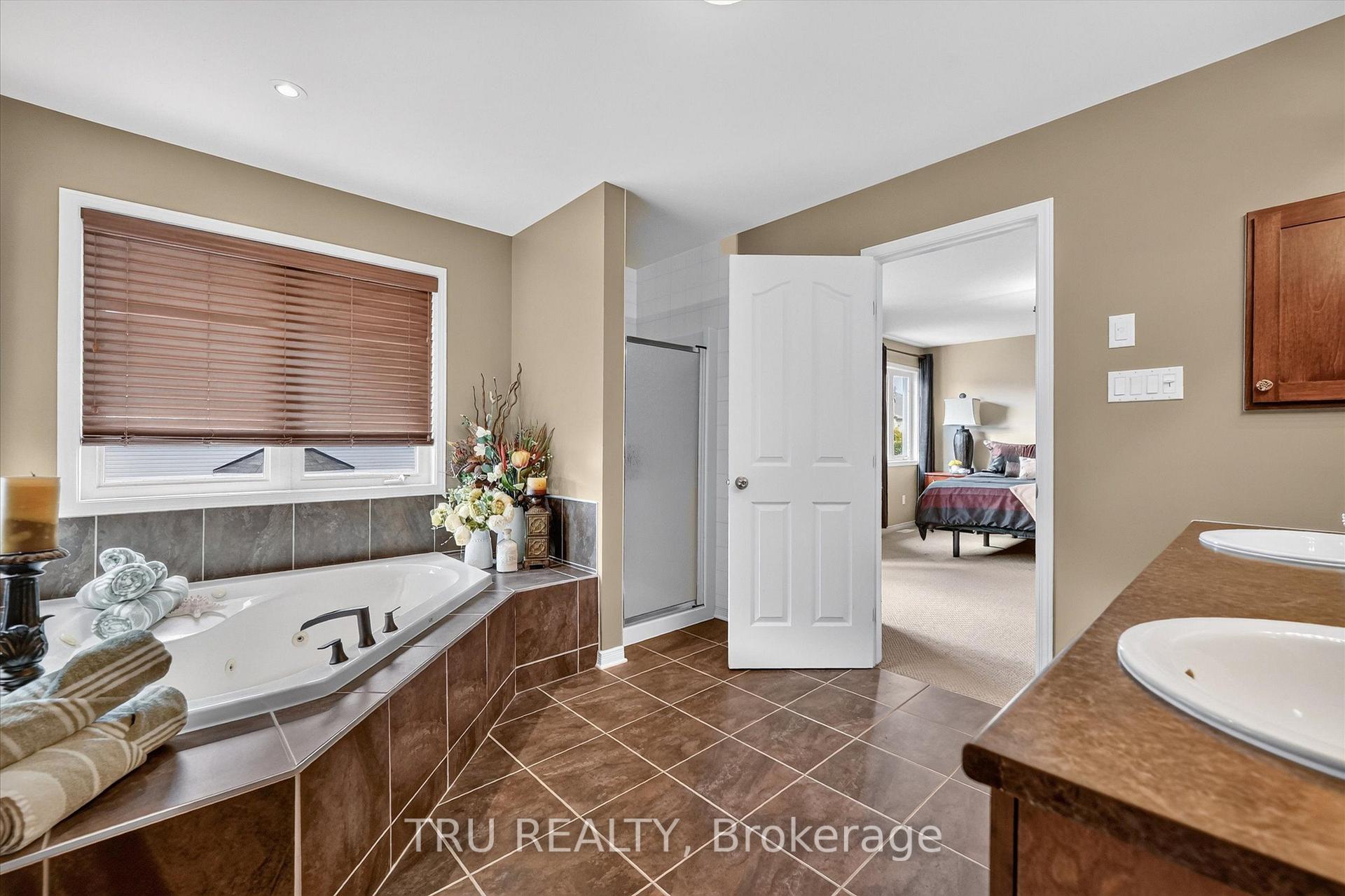 Photo 39 of 325 Upcountry Drive E, Ottawa, Stittsville (South) — HOMEH