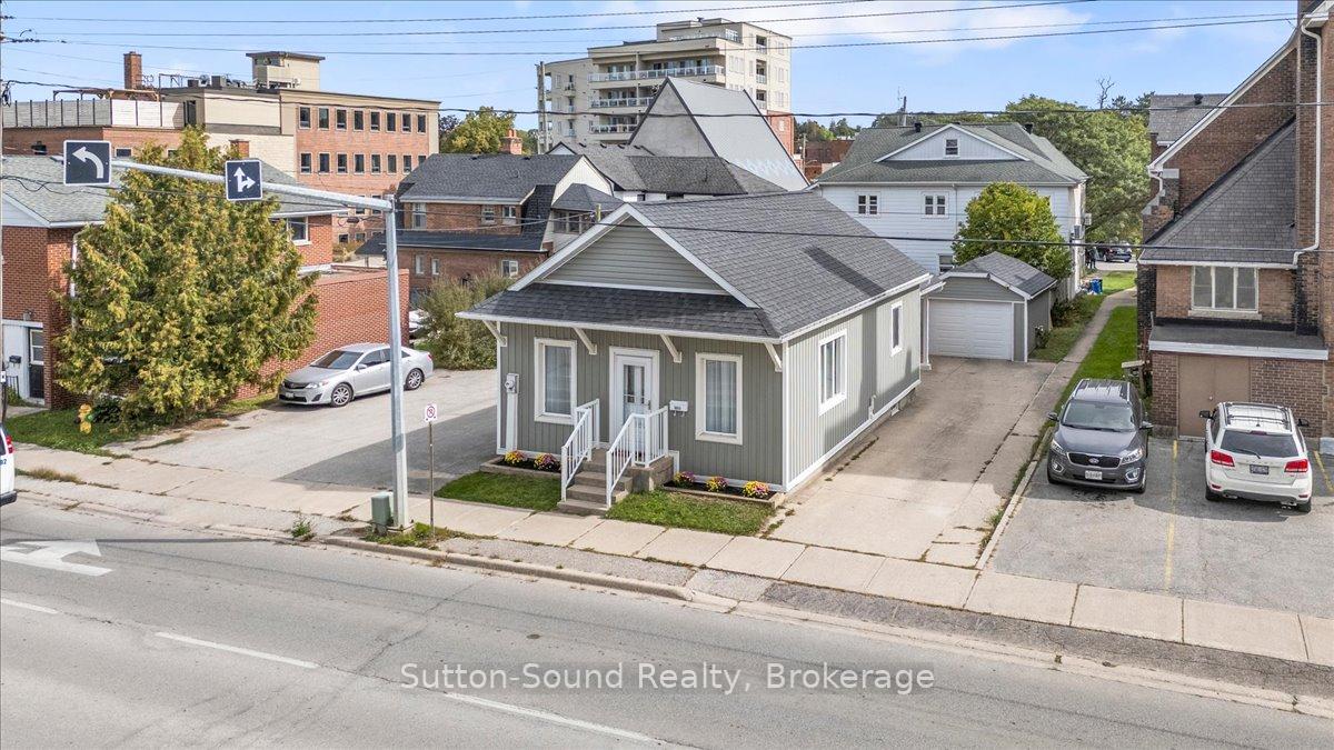 Photo 3 of 885 2nd Avenue W, Owen Sound — HOMEH