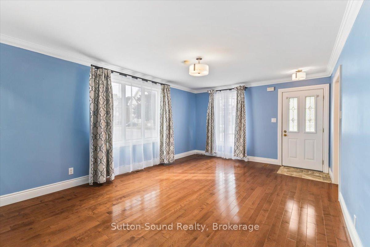 Photo 7 of 885 2nd Avenue W, Owen Sound — HOMEH