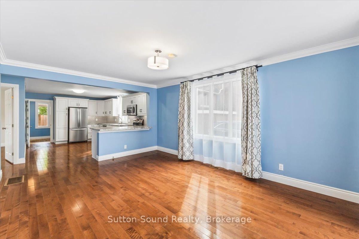 Photo 8 of 885 2nd Avenue W, Owen Sound — HOMEH