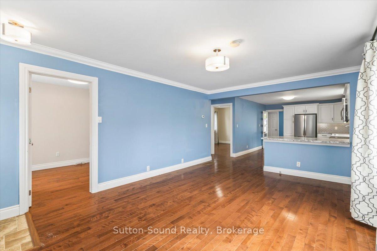 Photo 9 of 885 2nd Avenue W, Owen Sound — HOMEH