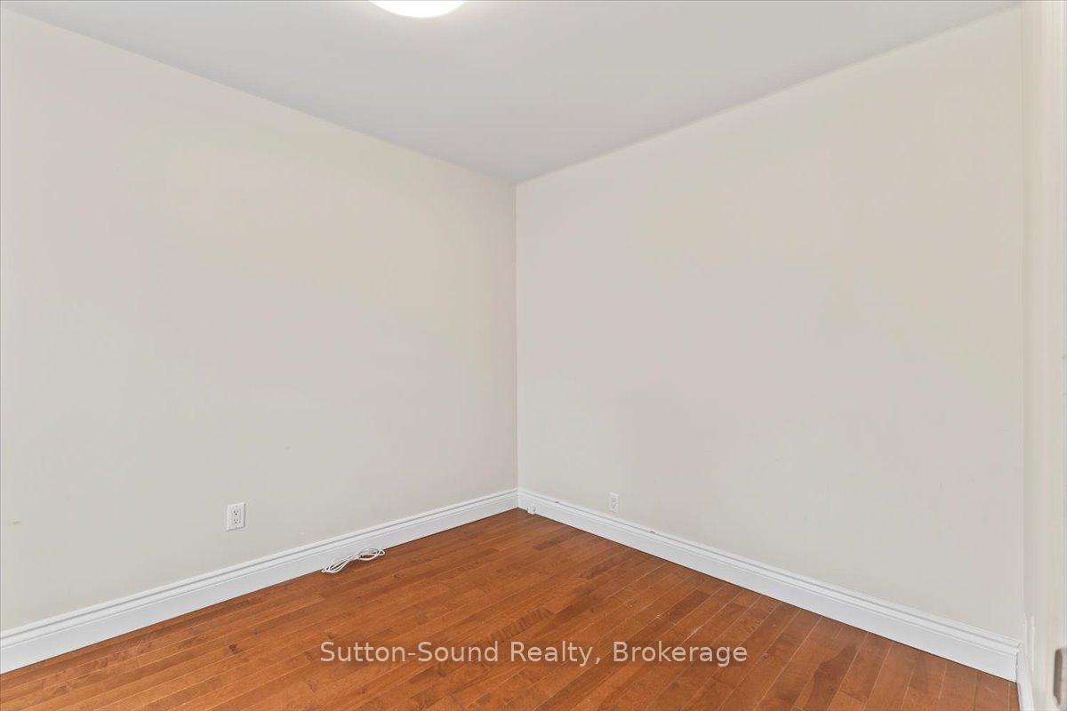 Photo 19 of 885 2nd Avenue W, Owen Sound — HOMEH