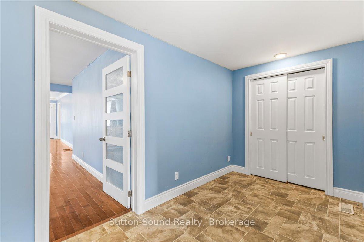 Photo 20 of 885 2nd Avenue W, Owen Sound — HOMEH