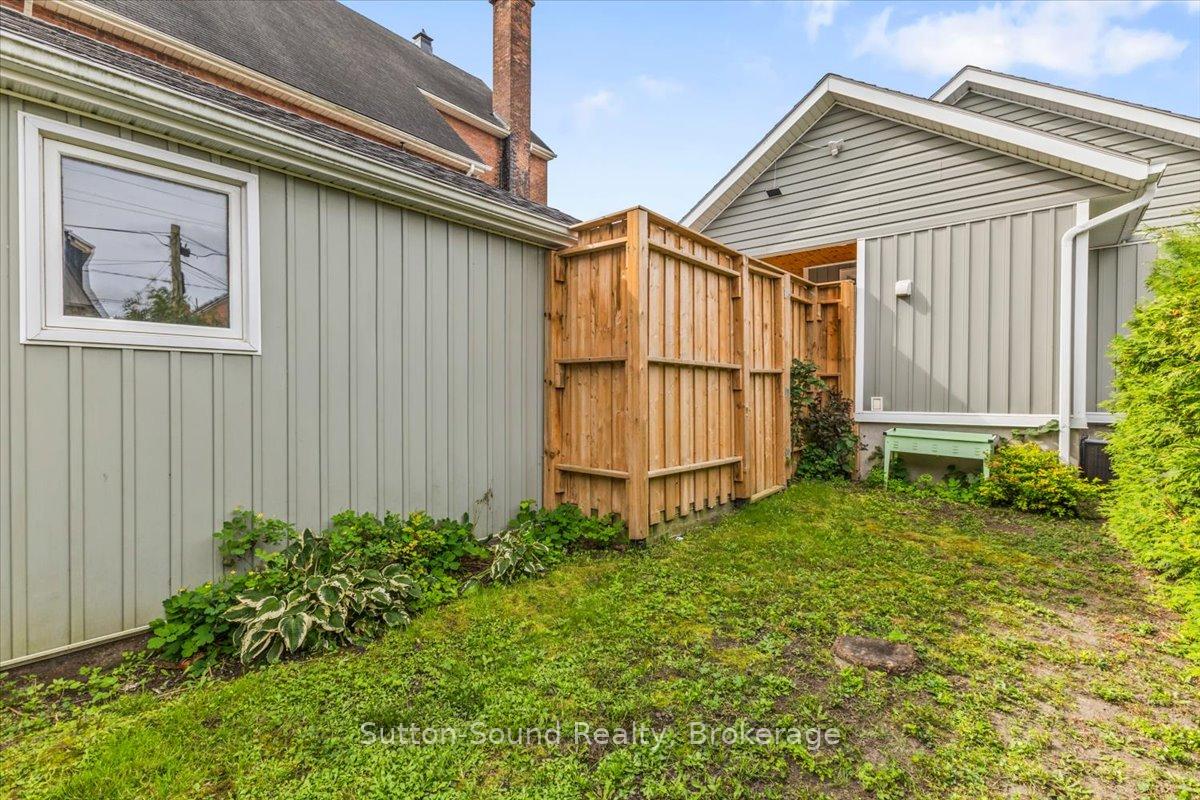 Photo 30 of 885 2nd Avenue W, Owen Sound — HOMEH