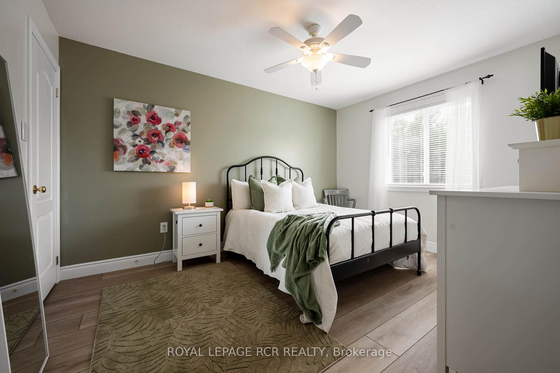 Photo 12 of 12 Maude Court, Orangeville — HOMEH