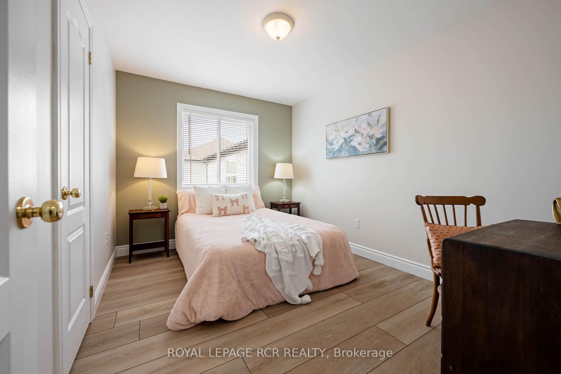 Photo 14 of 12 Maude Court, Orangeville — HOMEH
