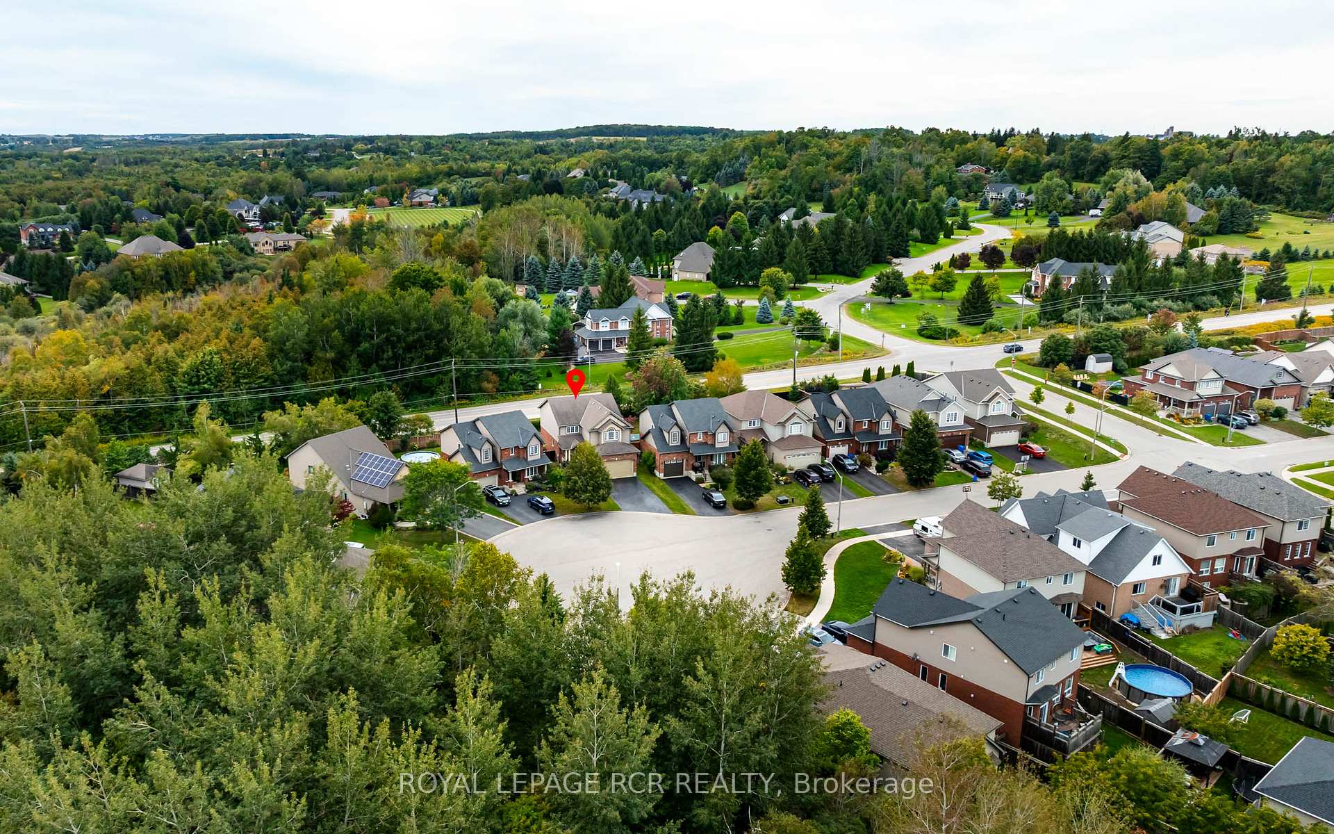 Photo 24 of 12 Maude Court, Orangeville — HOMEH