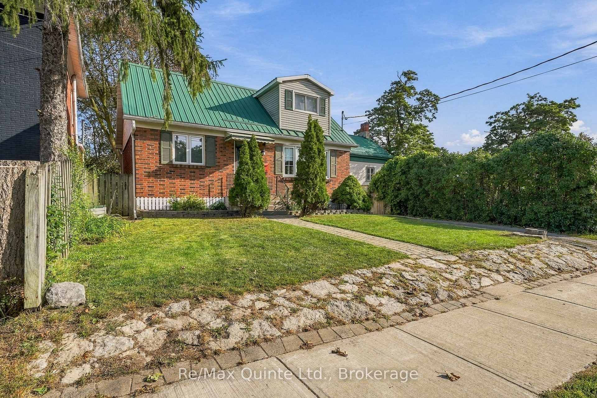 Photo 2 of 170 Moira Street W, Belleville, Belleville Ward — HOMEH