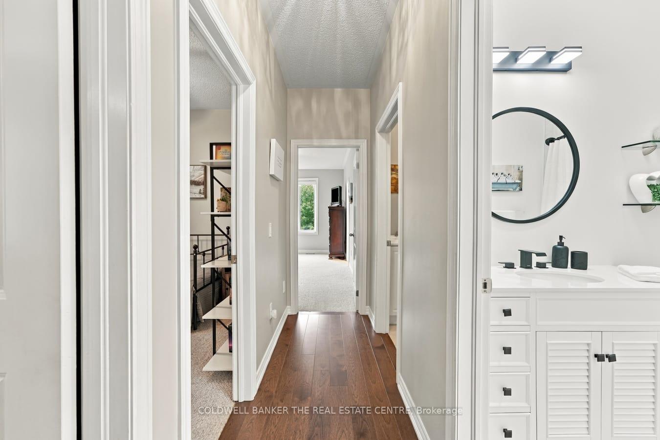 Photo 14 of 25 Manor Forest Road, East Gwillimbury, Mt Albert — HOMEH