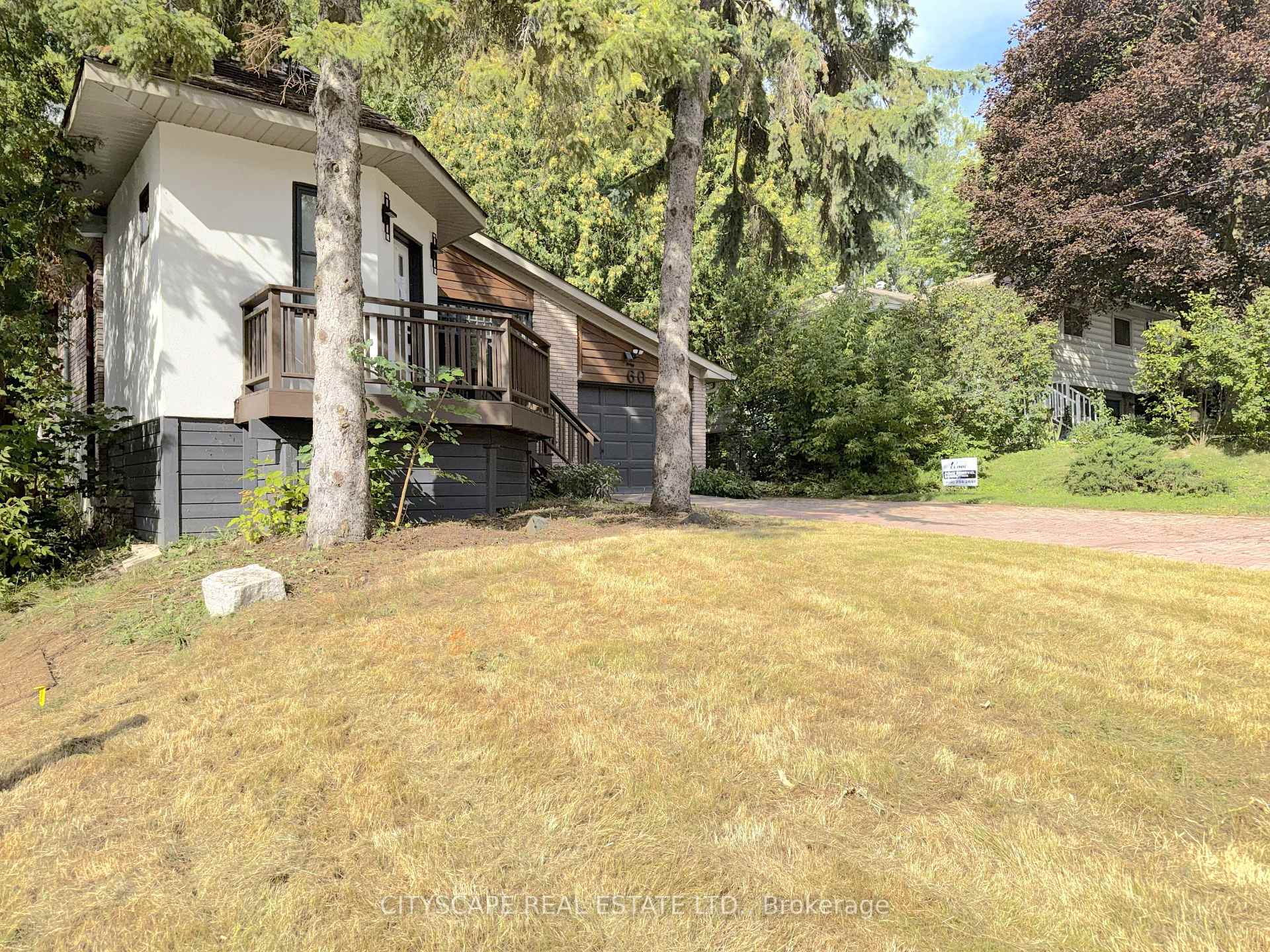 Photo 3 of 60 Hillview Drive, Newmarket, Bristol-London — HOMEH