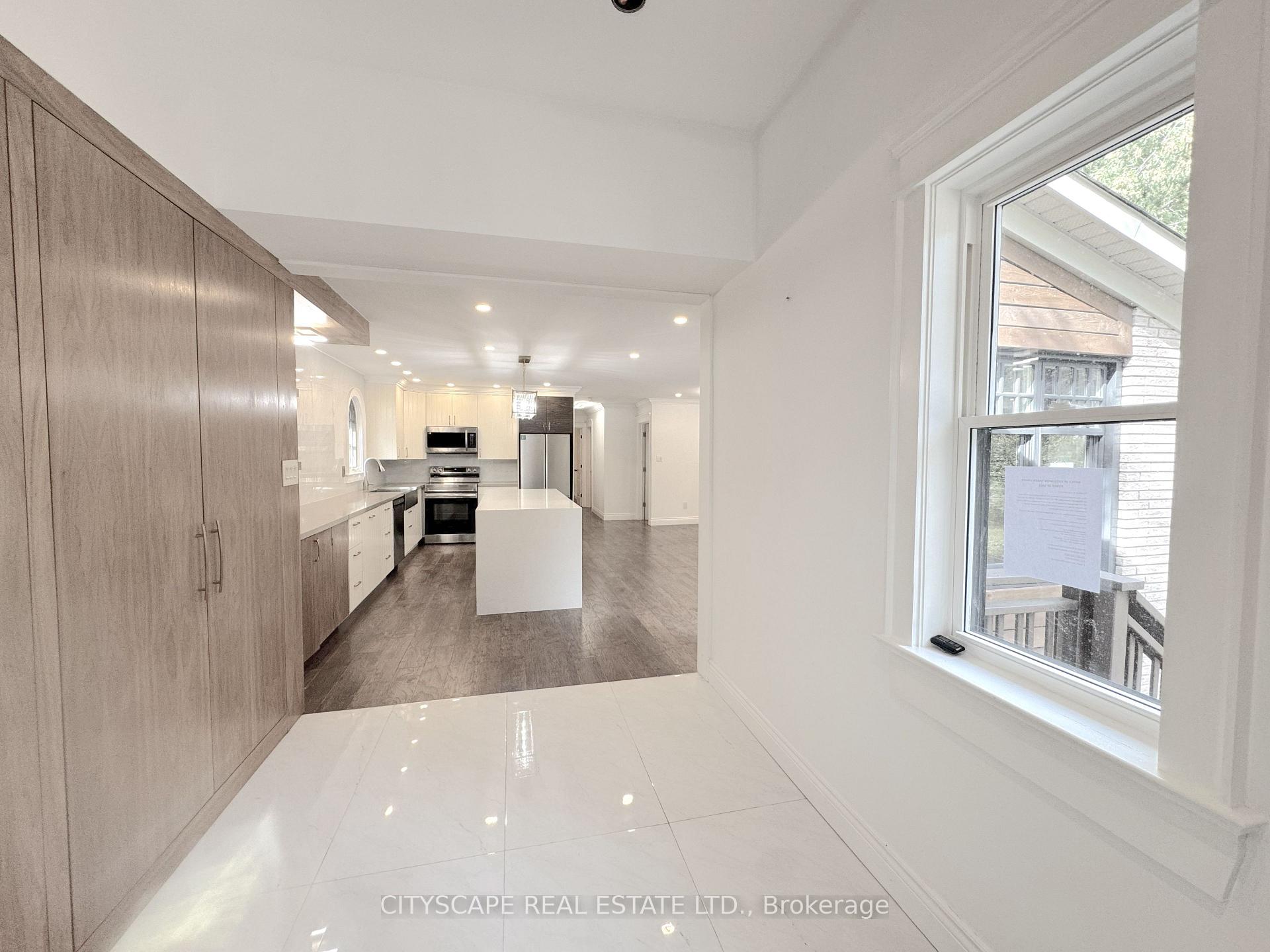 Photo 8 of 60 Hillview Drive, Newmarket, Bristol-London — HOMEH