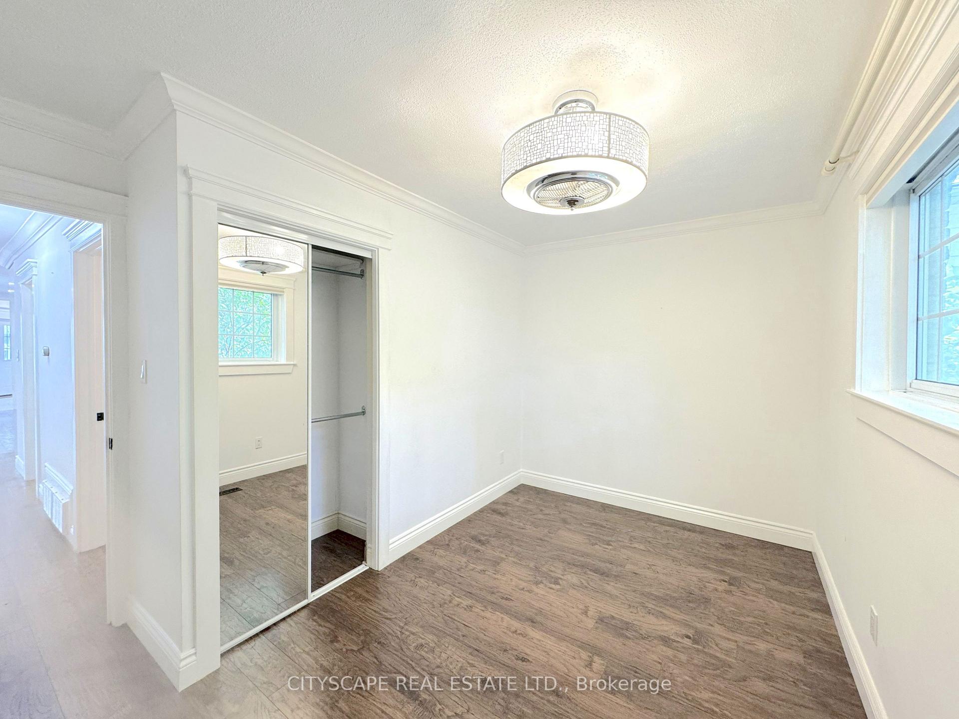 Photo 21 of 60 Hillview Drive, Newmarket, Bristol-London — HOMEH