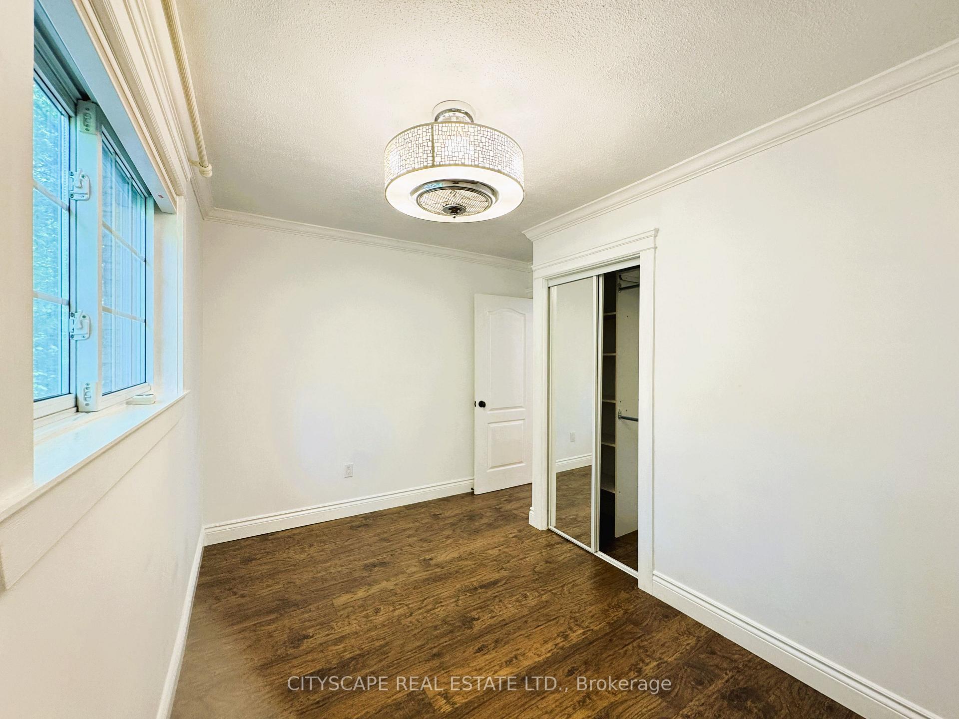 Photo 22 of 60 Hillview Drive, Newmarket, Bristol-London — HOMEH