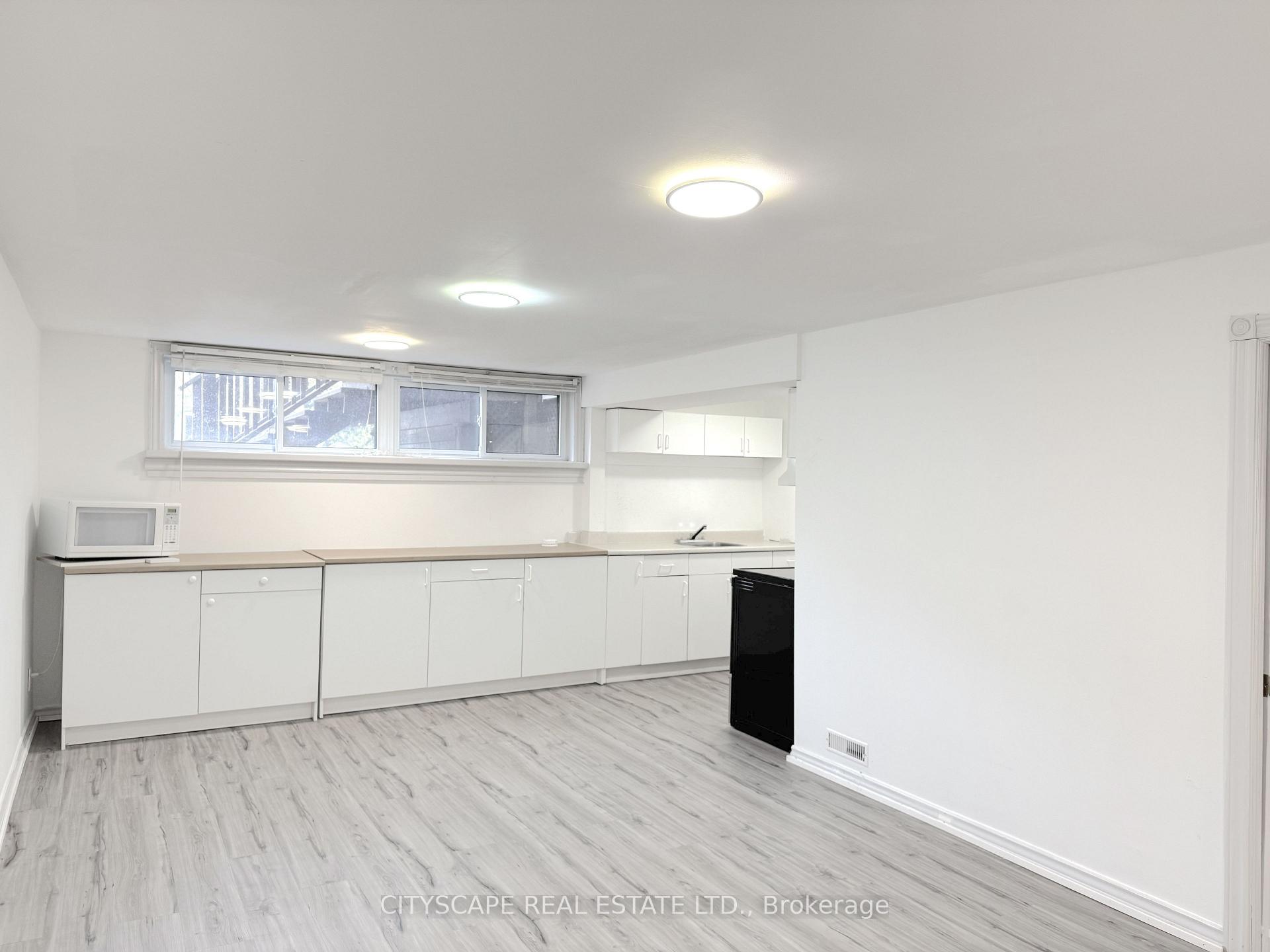 Photo 27 of 60 Hillview Drive, Newmarket, Bristol-London — HOMEH